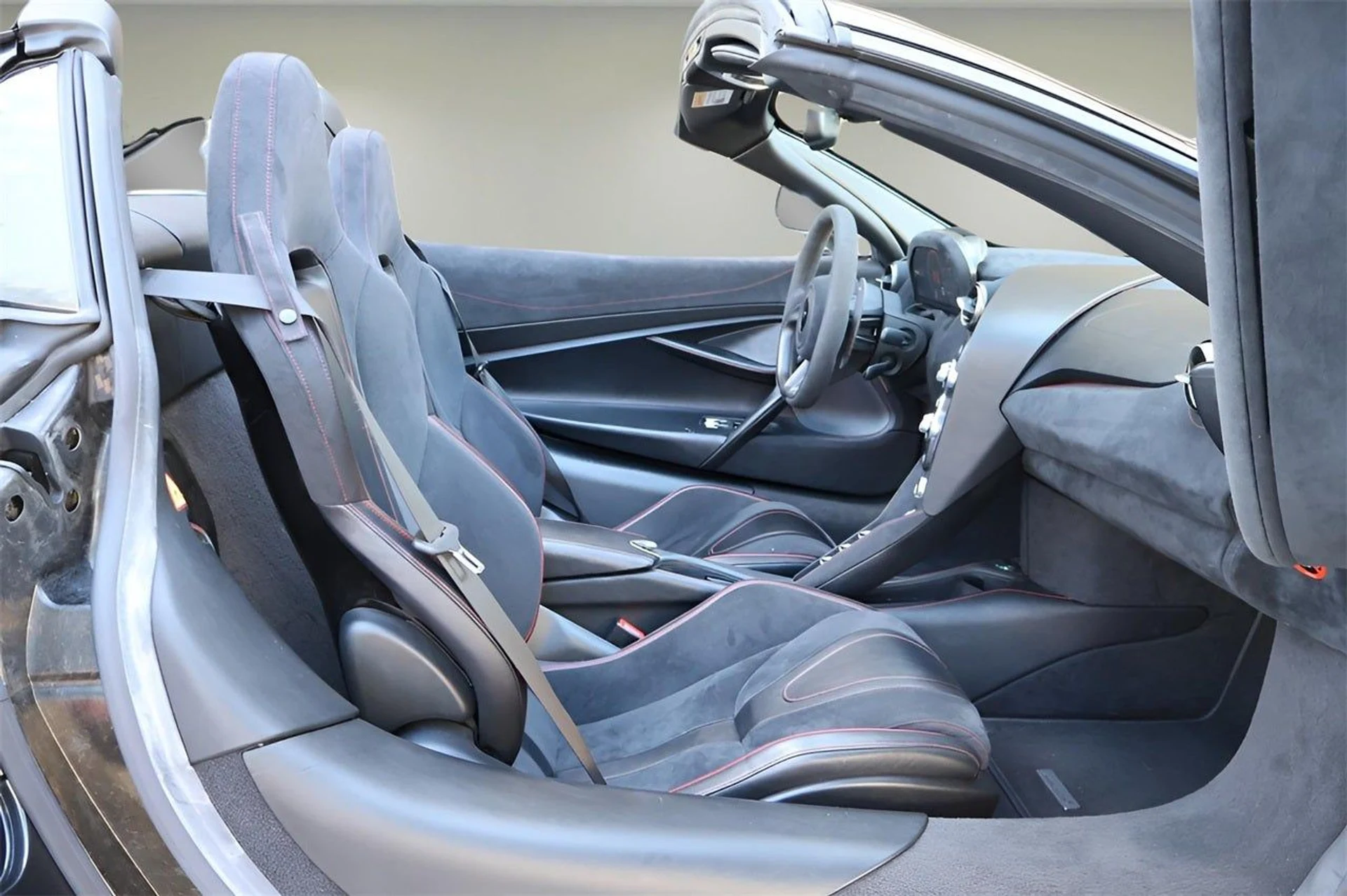 mph017_2240716532_18_15b9ea4074