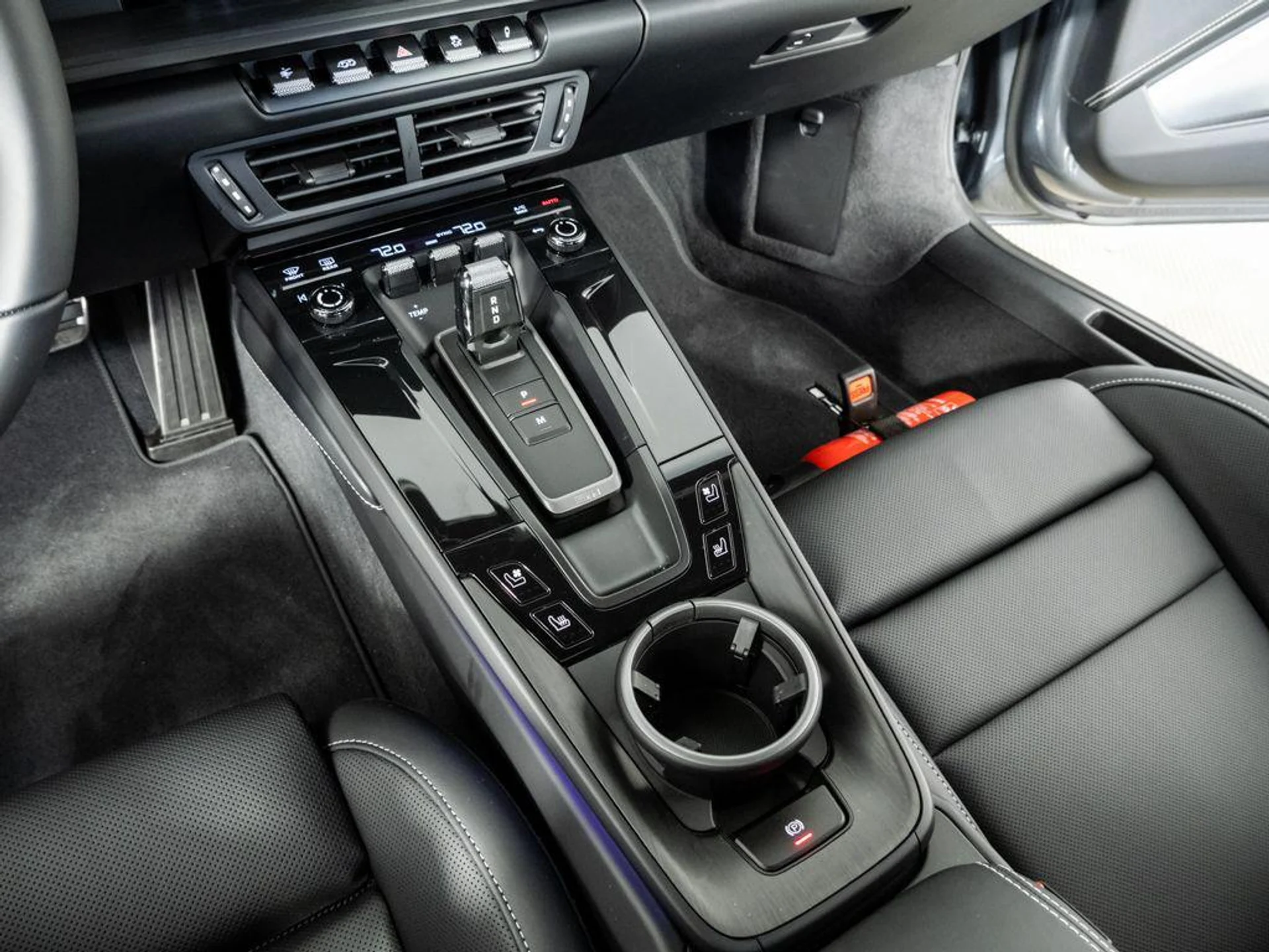 mph017_2249609977_B871_C3cp_OG_Dn_EV_Nu_Ne_Imo4_N_Uk_72956efdca