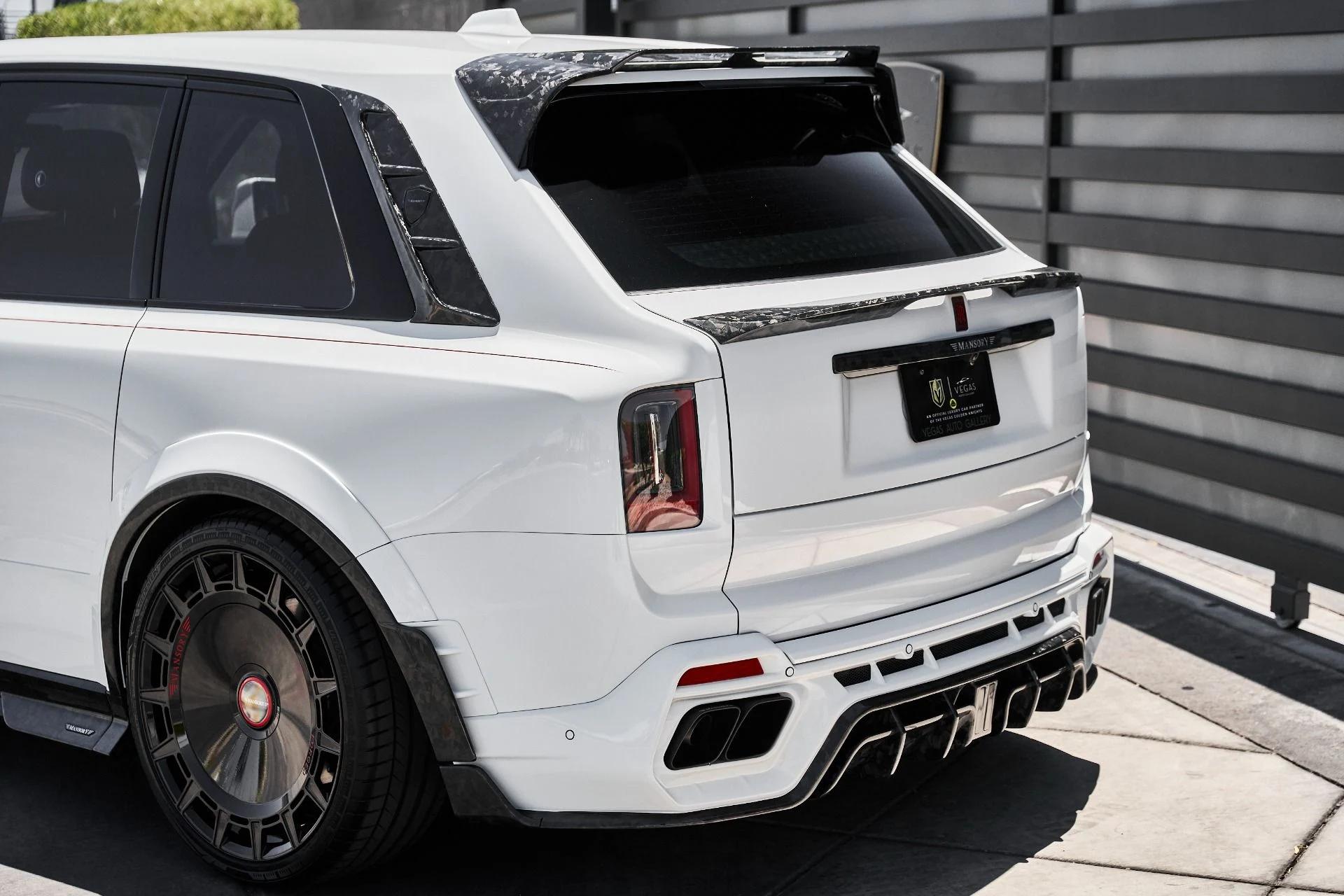 mph017_2251718033_Used_2026_Rolls_Royce_Cullinan_Base_1781911042_ffca682ddd