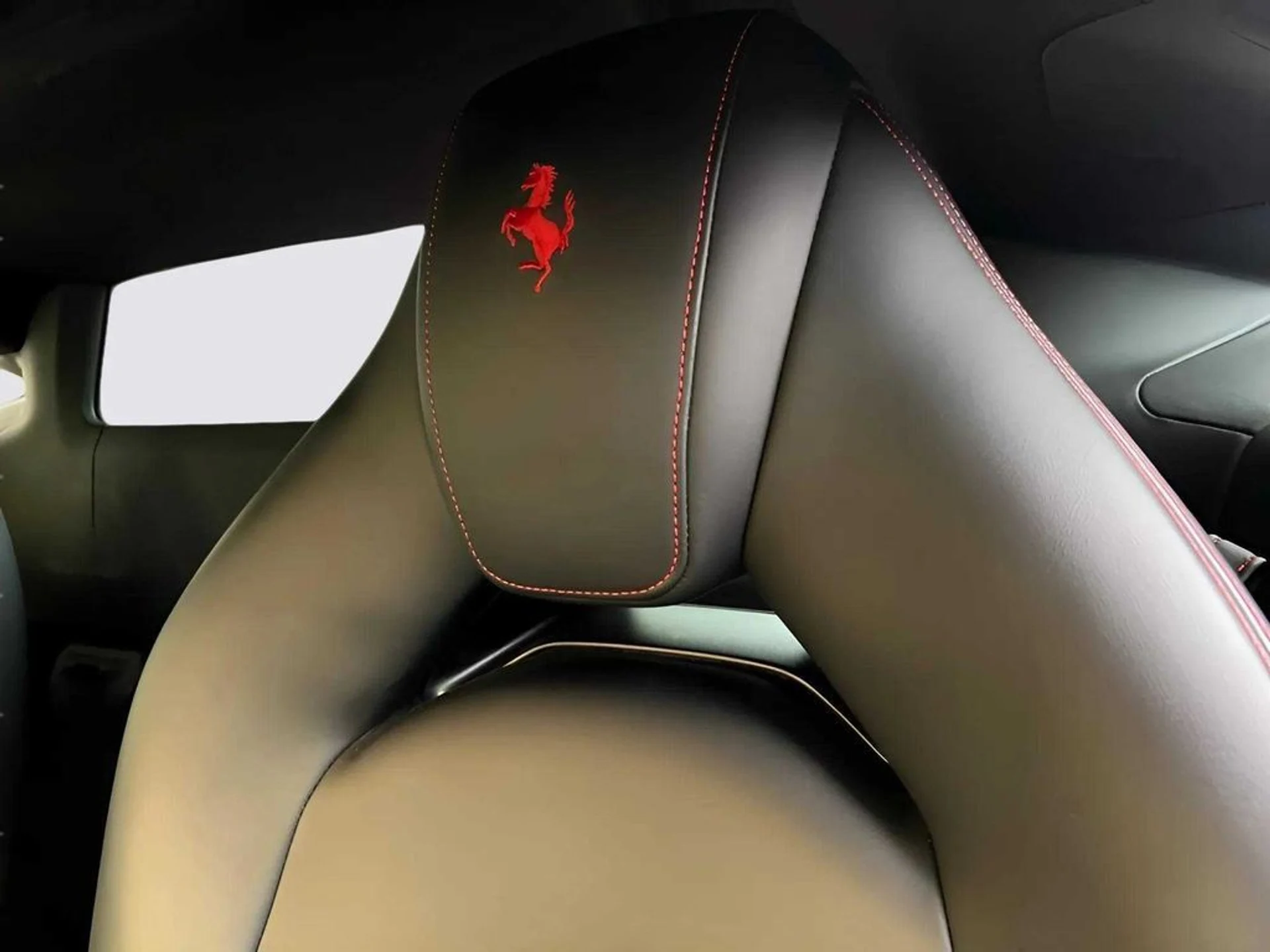 mph017_2253051378_4f3b378bd15b40eb7ae76bf22783ed9ex_4a7686abd5