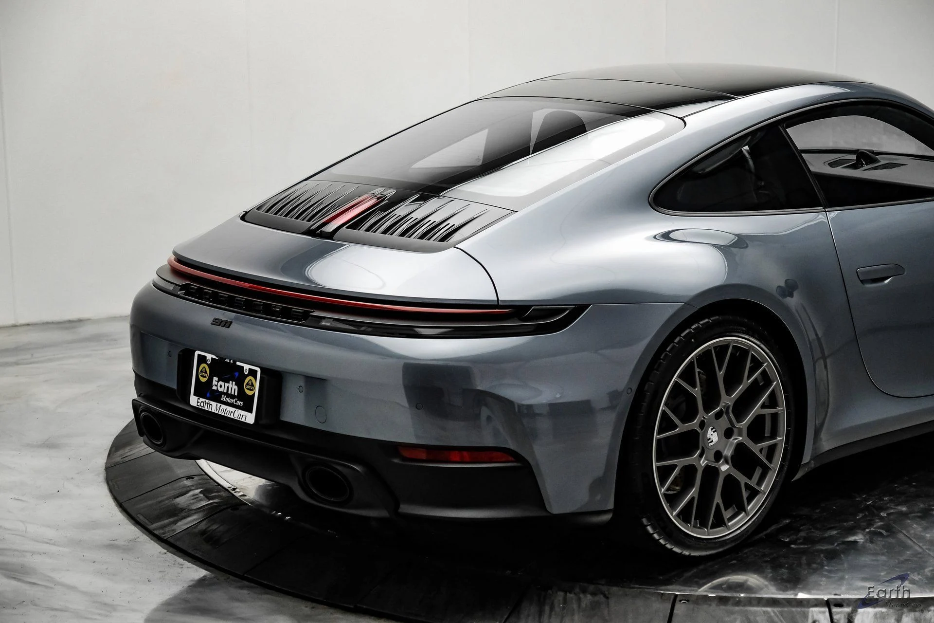 mph017_2256191028_dcdd82037aaa81cda4ee1824383a150dx_1a832a0578