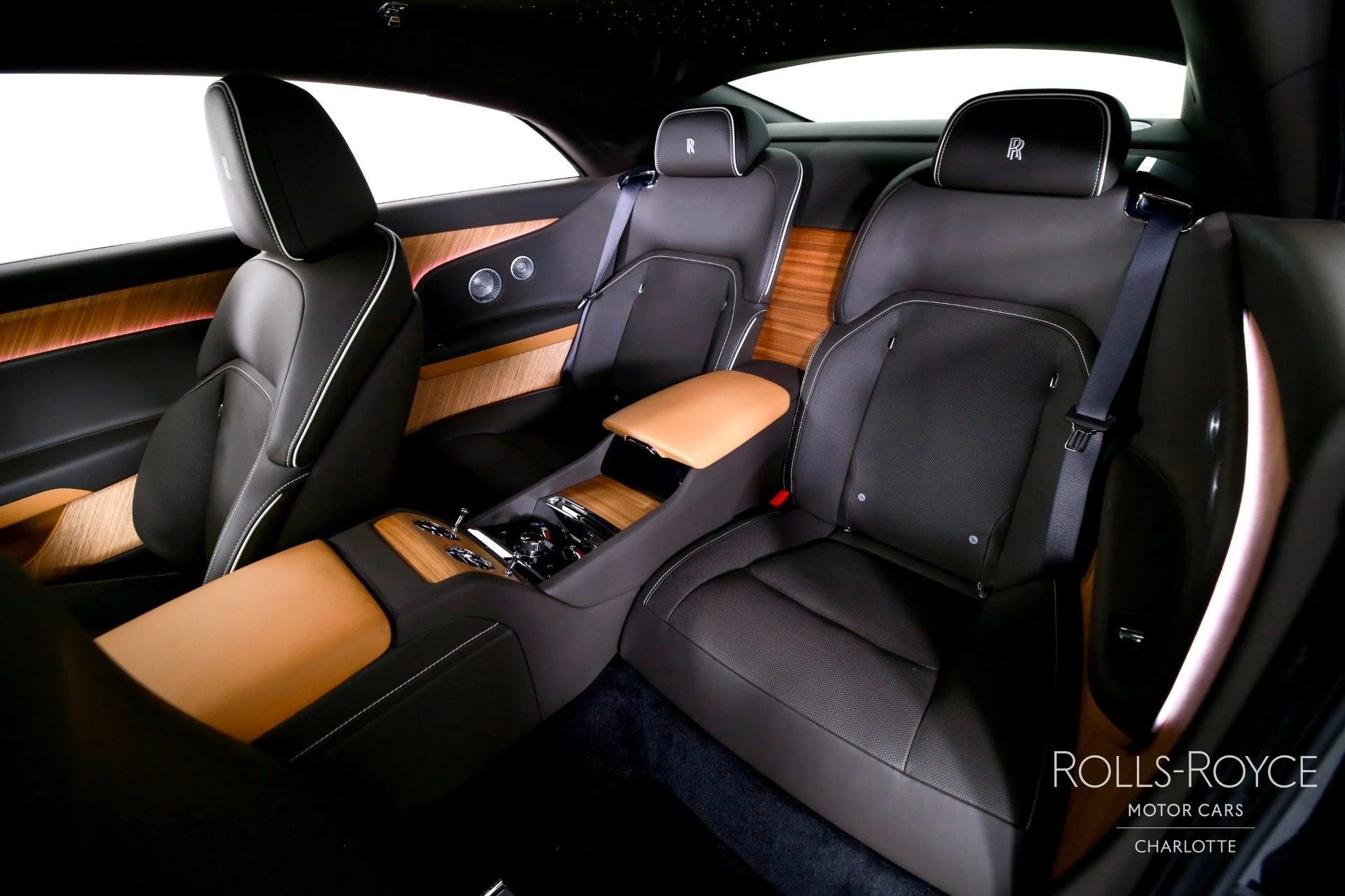 mph017_2256229283_Used_2025_Rolls_Royce_Spectre_1757713679_b9f06fb761