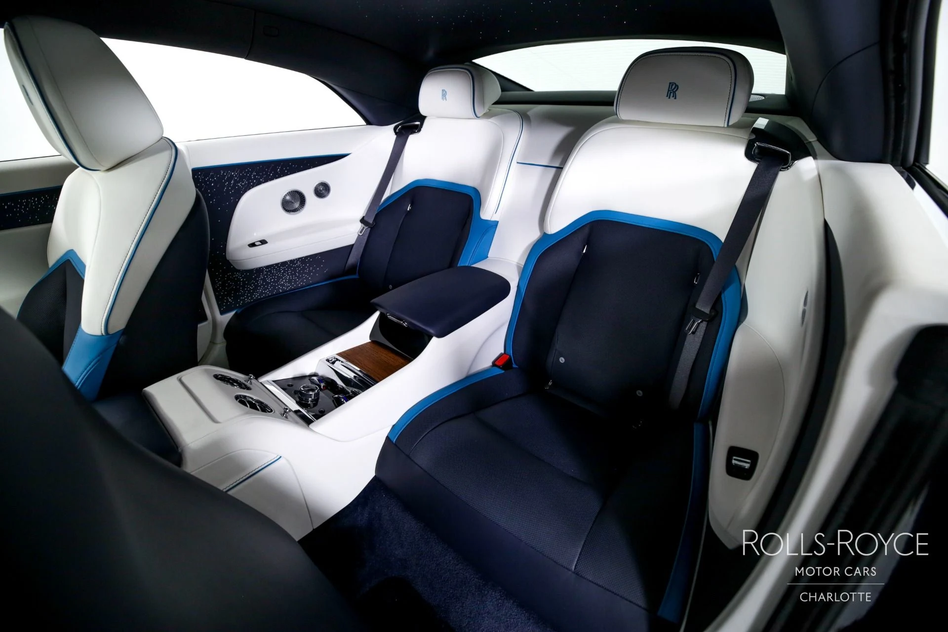 mph017_2256422431_Used_2024_Rolls_Royce_Spectre_1738087182_8fa04532b2