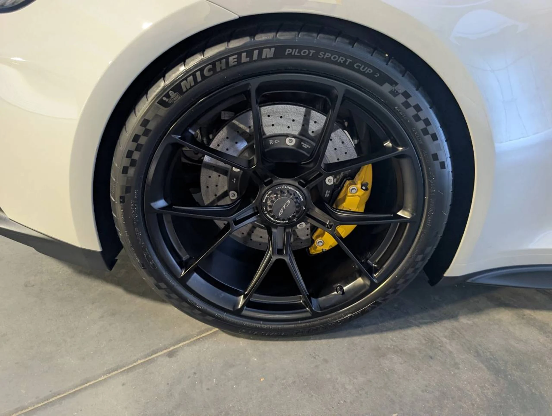 mph017_2258772261_c04103b0c864acf257b64176e510a9bbx_6443b5cce2