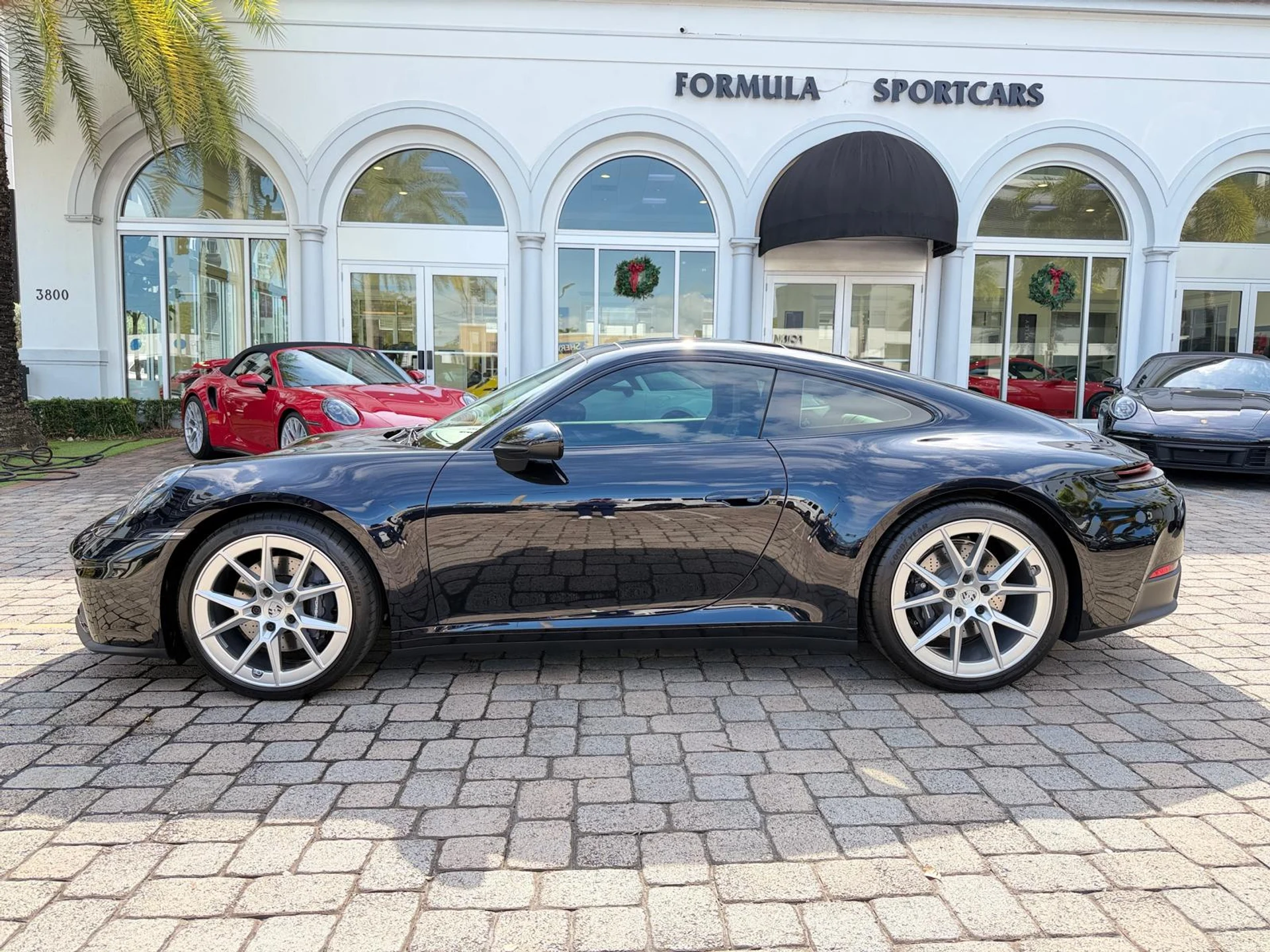 mph017_2263543809_Whats_App_Image_2025_12_19_at_2_18_52_PM_14_9a970056b3