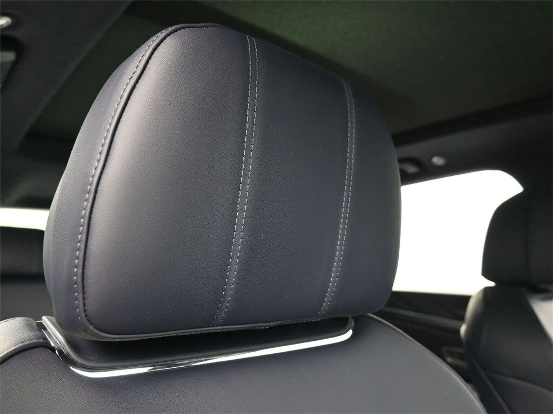 mph017_2270498139_fe4b777a2192582417a0742a0adaa81ax_8409651a3f