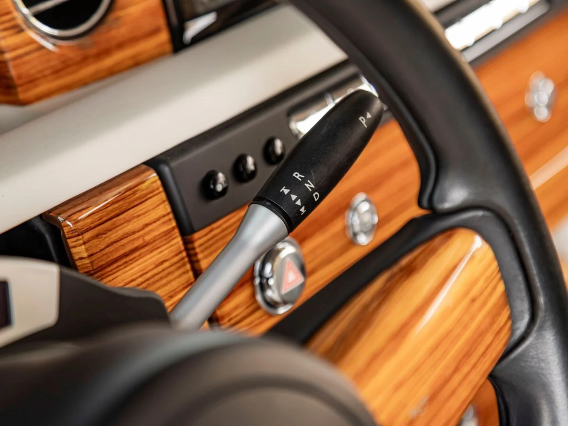 mph017_2272852299_18_b81ef30bda