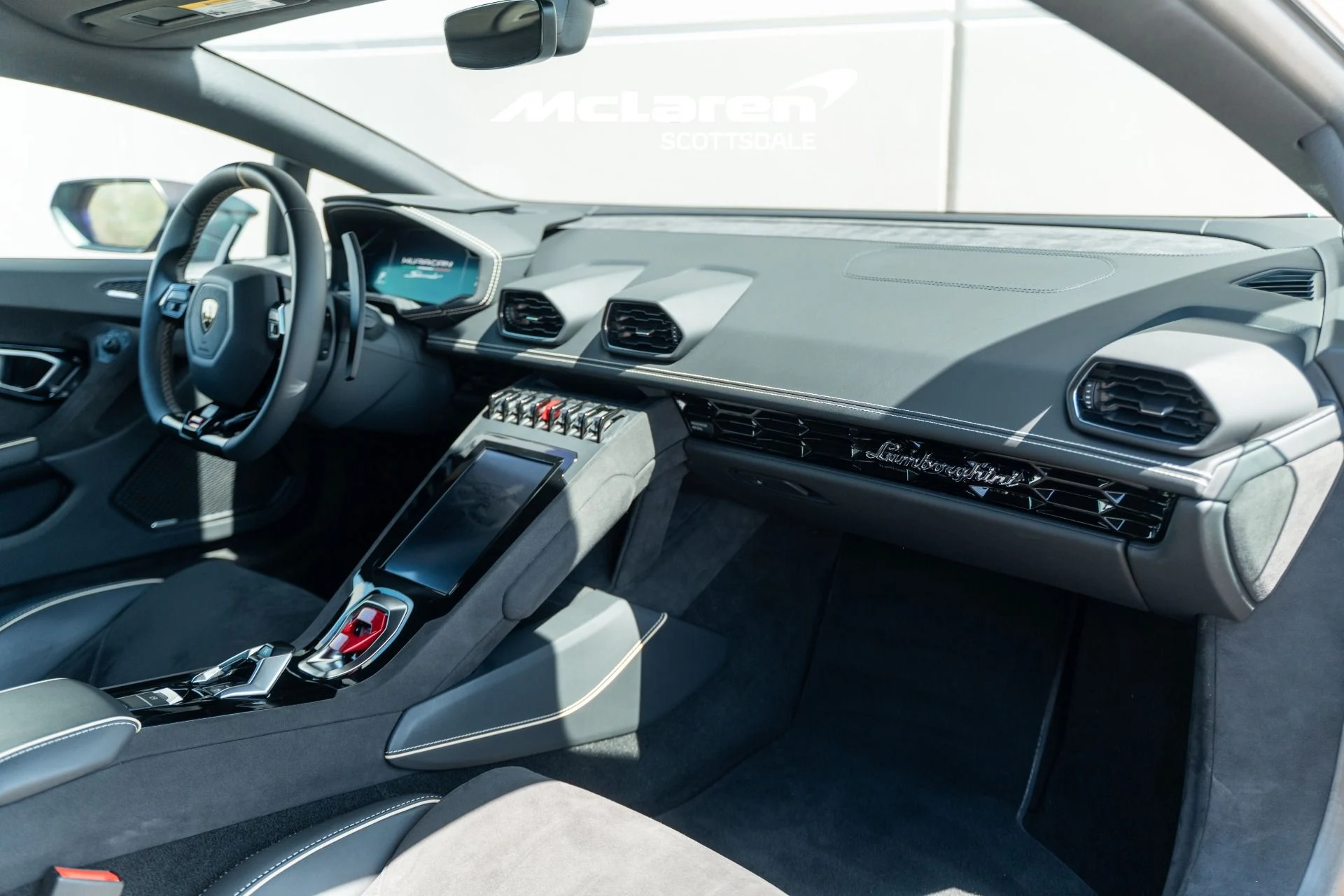 mph017_2274470124_Used_2024_LAMBORGHINI_HURACAN_STERRATO_Sterrato_1785521604_77a2e4f439