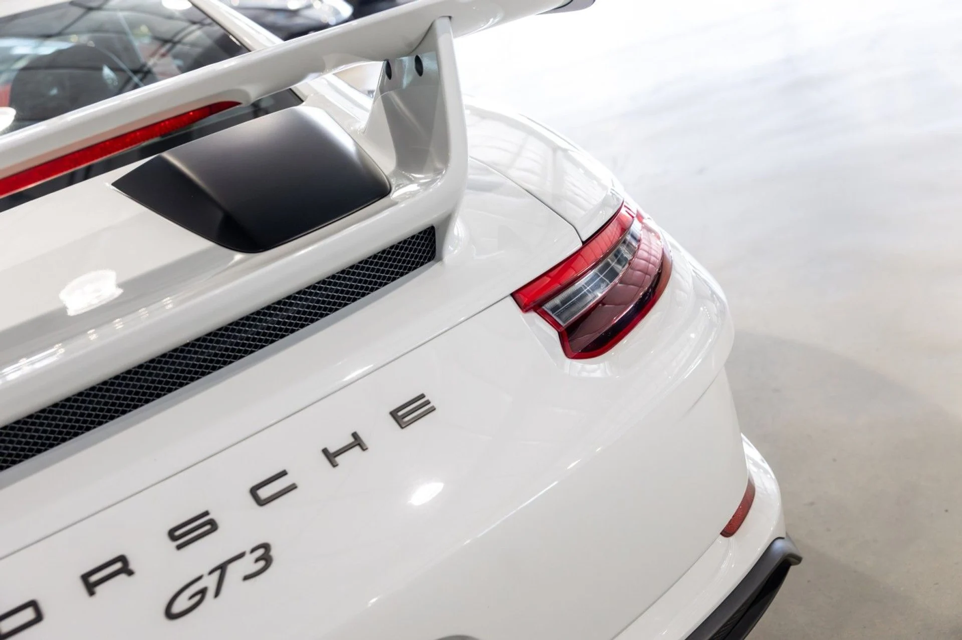 mph017_2276736050_e_Q_f484608dcb