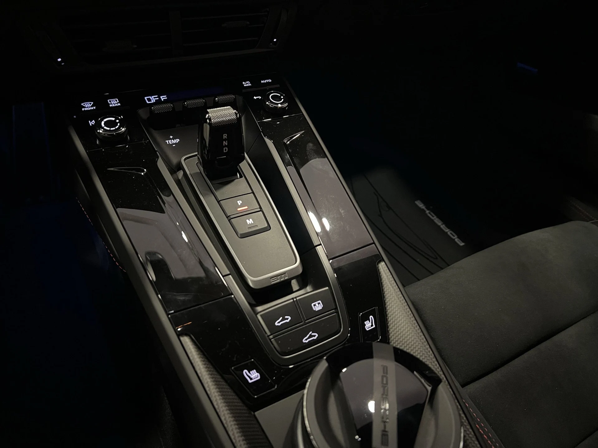 mph017_2276810349_b8e2317f1f71ce216d82fe29daca4c1fx_57ddb584c3