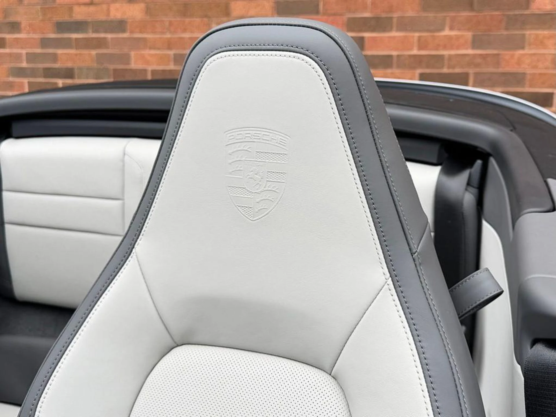 mph017_2279255411_5n_LM_Cuw8a_UGM_5_Og_K_Nl_CO_Id_JG_Mw_86be5014e1