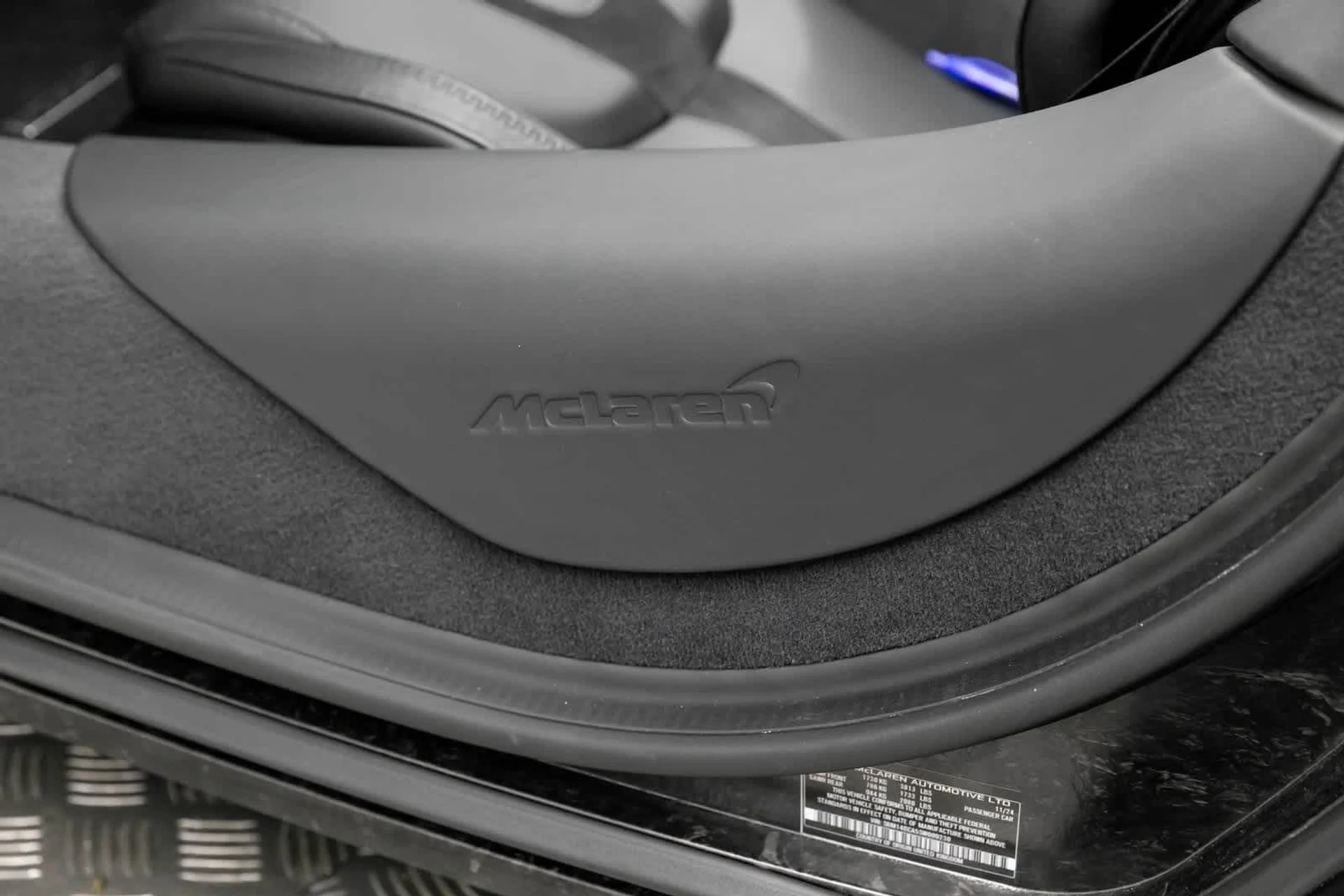 mph017_2288129296_18_b02dad295c