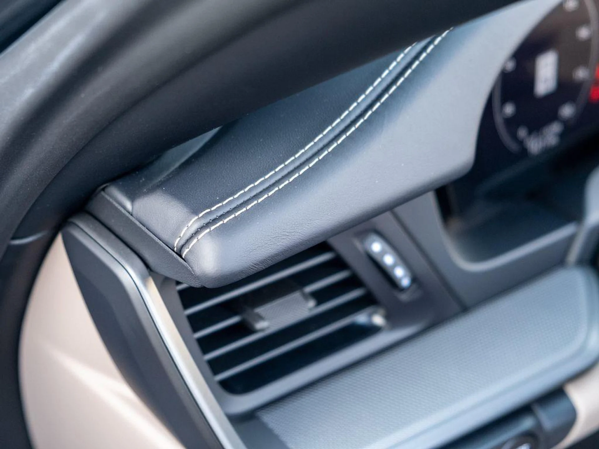 mph017_2288141616_k6n_Lz_Np_L_Tuw_Qo_XW_Wfe_D2sk_Ma3q_E_b5701c72dd