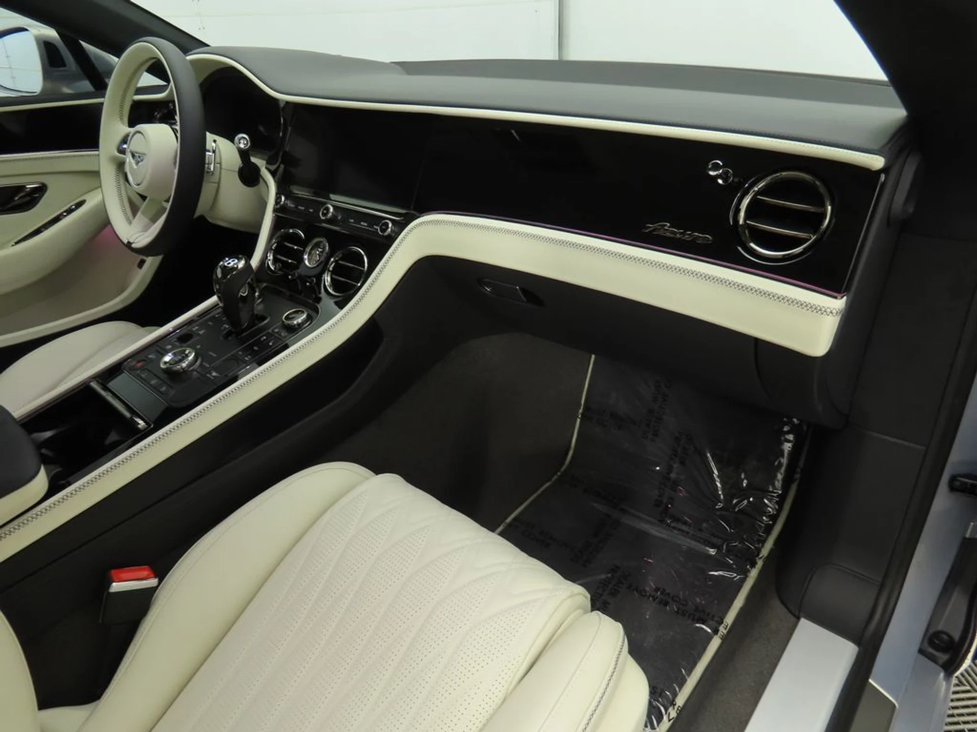 mph017_2297812308_new_2026_bentley_continental_gt_8119_22937672_18_1024_1c2b1f4d78