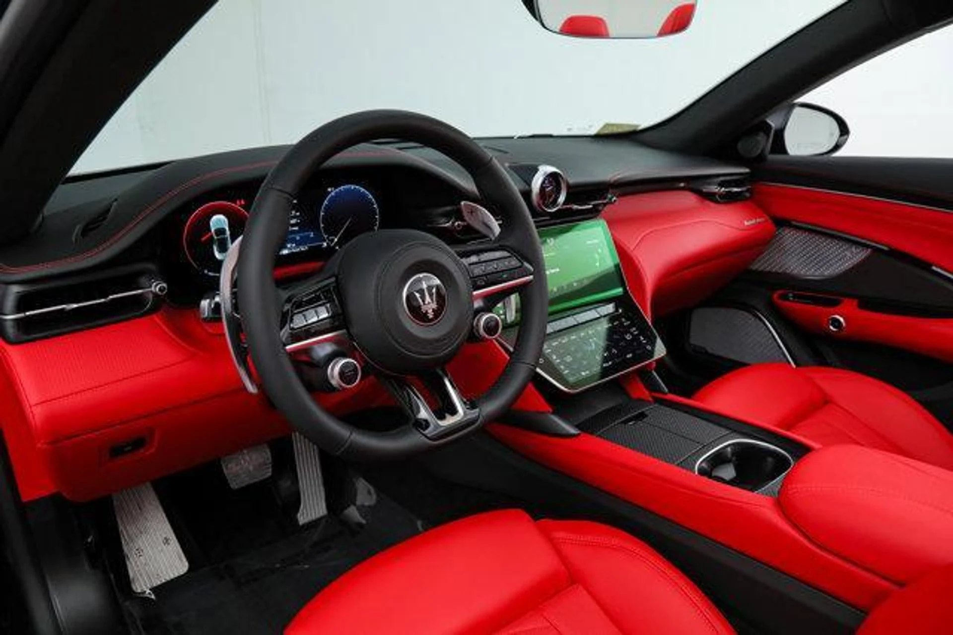 mph017_2298908700_D_Xc_P2h_Os1x0z_A_Pt_X_Kcg_Yr_Ig_P2e_U_02c3428ee2