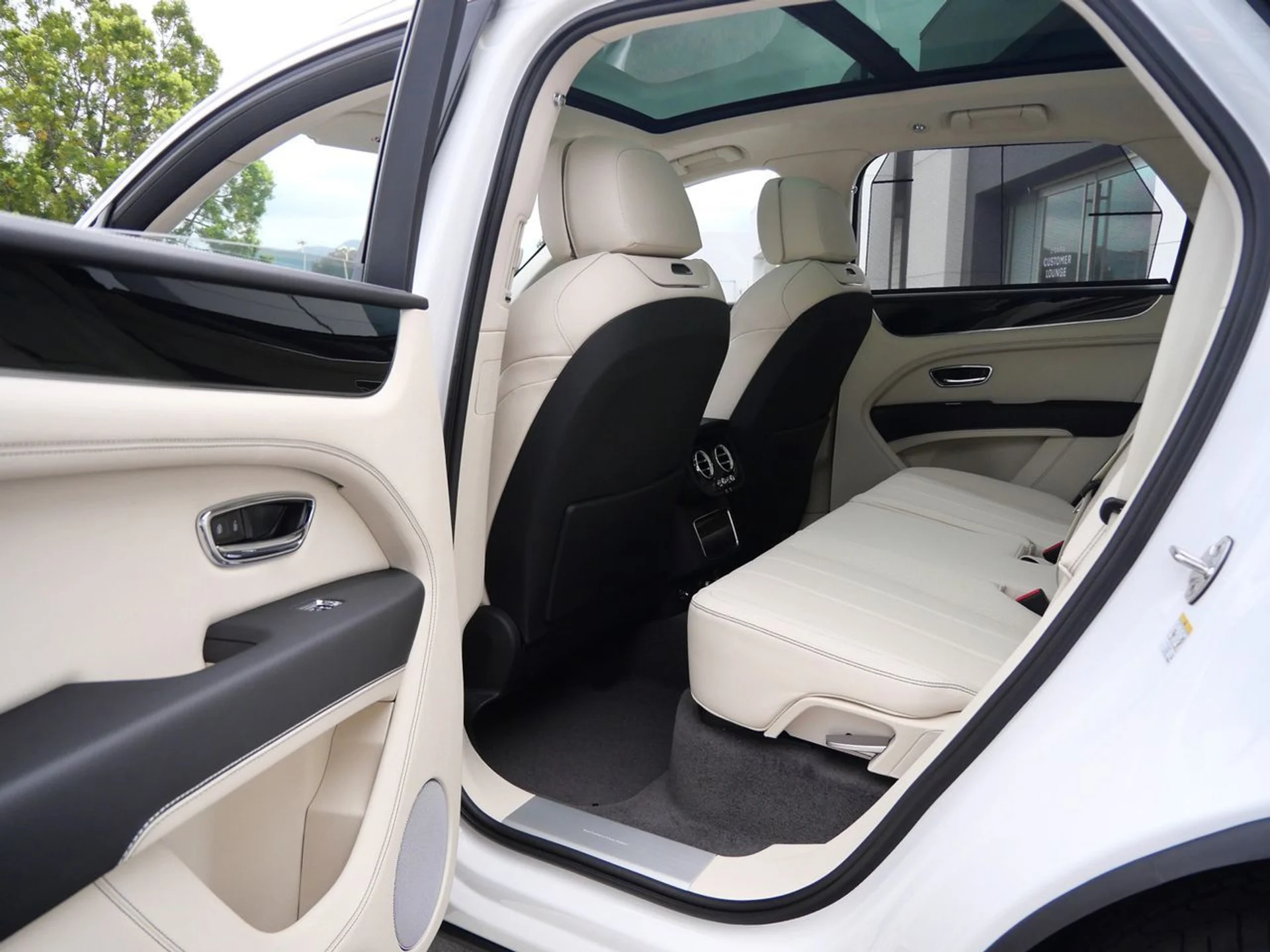 mph017_230461268_0d8dfaf97809e63a6535c7422694f433x_55c05757c3