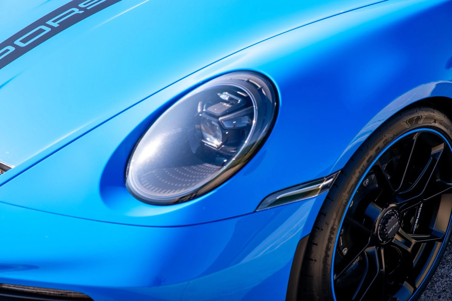 mph017_2307278419_Used_2022_Porsche_911_GT_3_1769043467_b45ae875e4