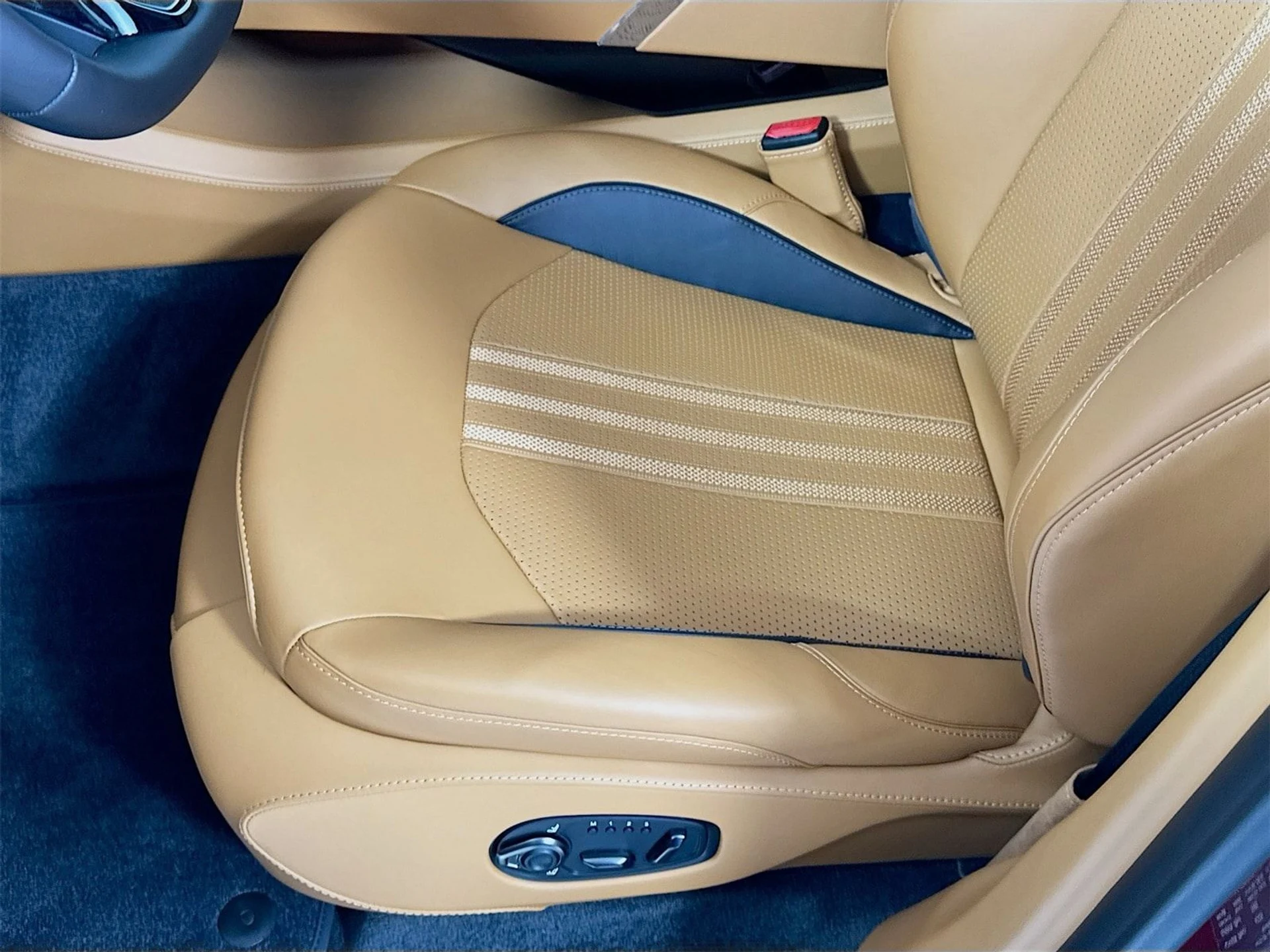 mph017_2312480865_7870e5580210fc5d3ce1cb4d0ecc7215x_541385a781