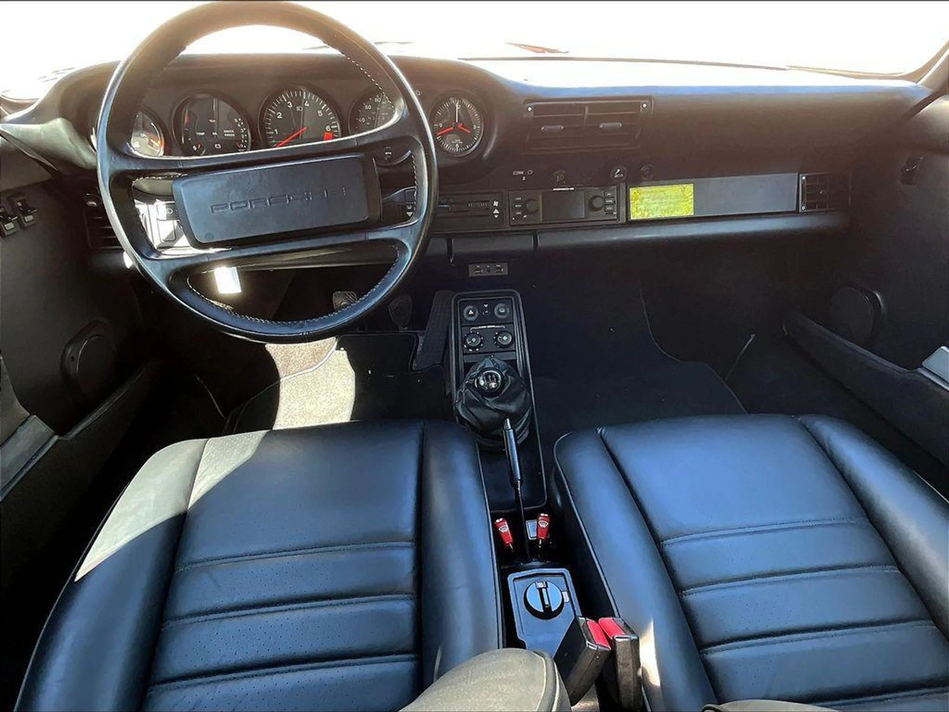 mph017_2314891308_Qj0f7yp_KON_8wjui4_7_RV_4_R9id_WY_5ca86303b7