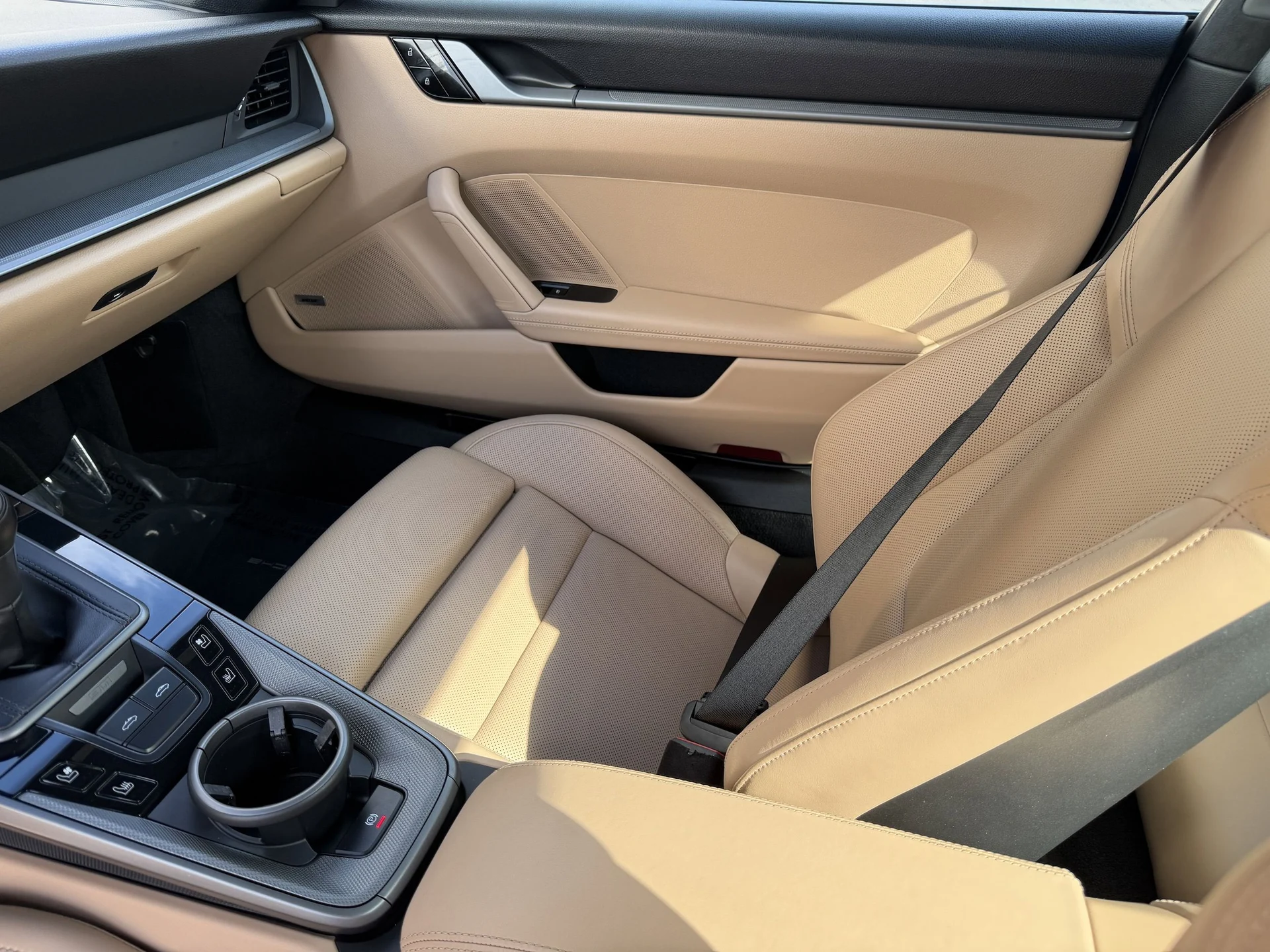 mph017_2316601129_8083ac89c50dc6f9a0ce2cae1654a1c5x_0d1798f1a3