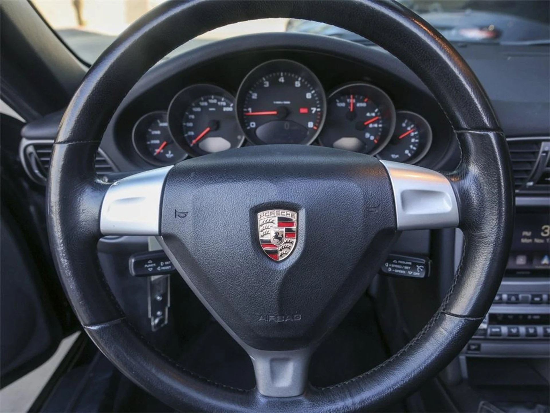 mph017_2316736432_c_A3v_A_Jw_B72e74_G9_Hhri_Pae_DX_5_Q4_feca36d904