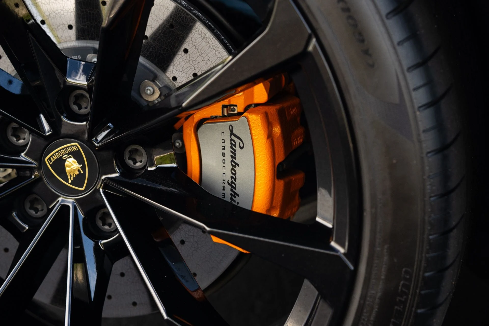 mph017_2318484368_Used_2024_Lamborghini_Urus_S_1773951175_bbb665181f