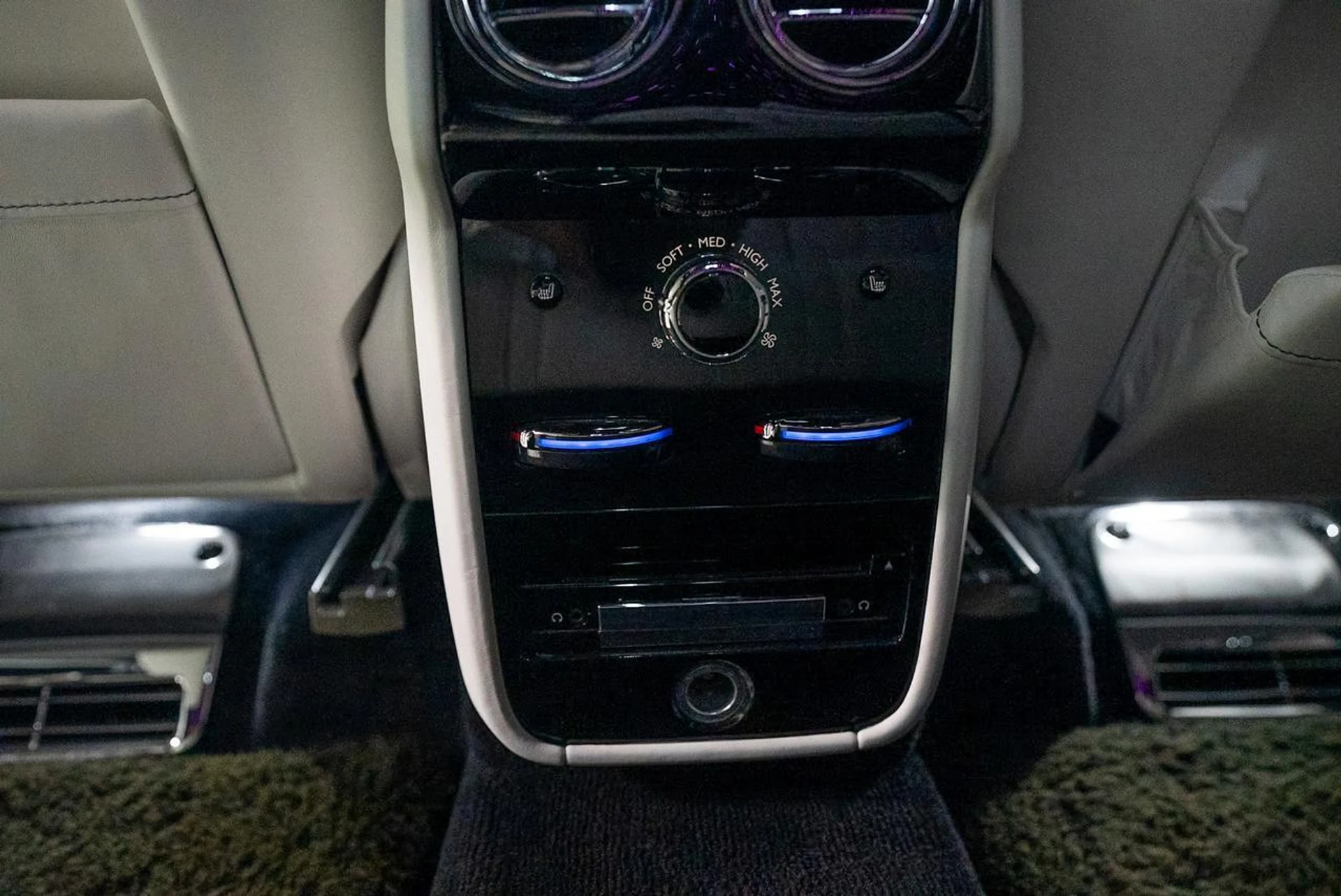 mph017_2320009210_bec2f895ae2c035403d6d169d3f5a96c_003bf23f31