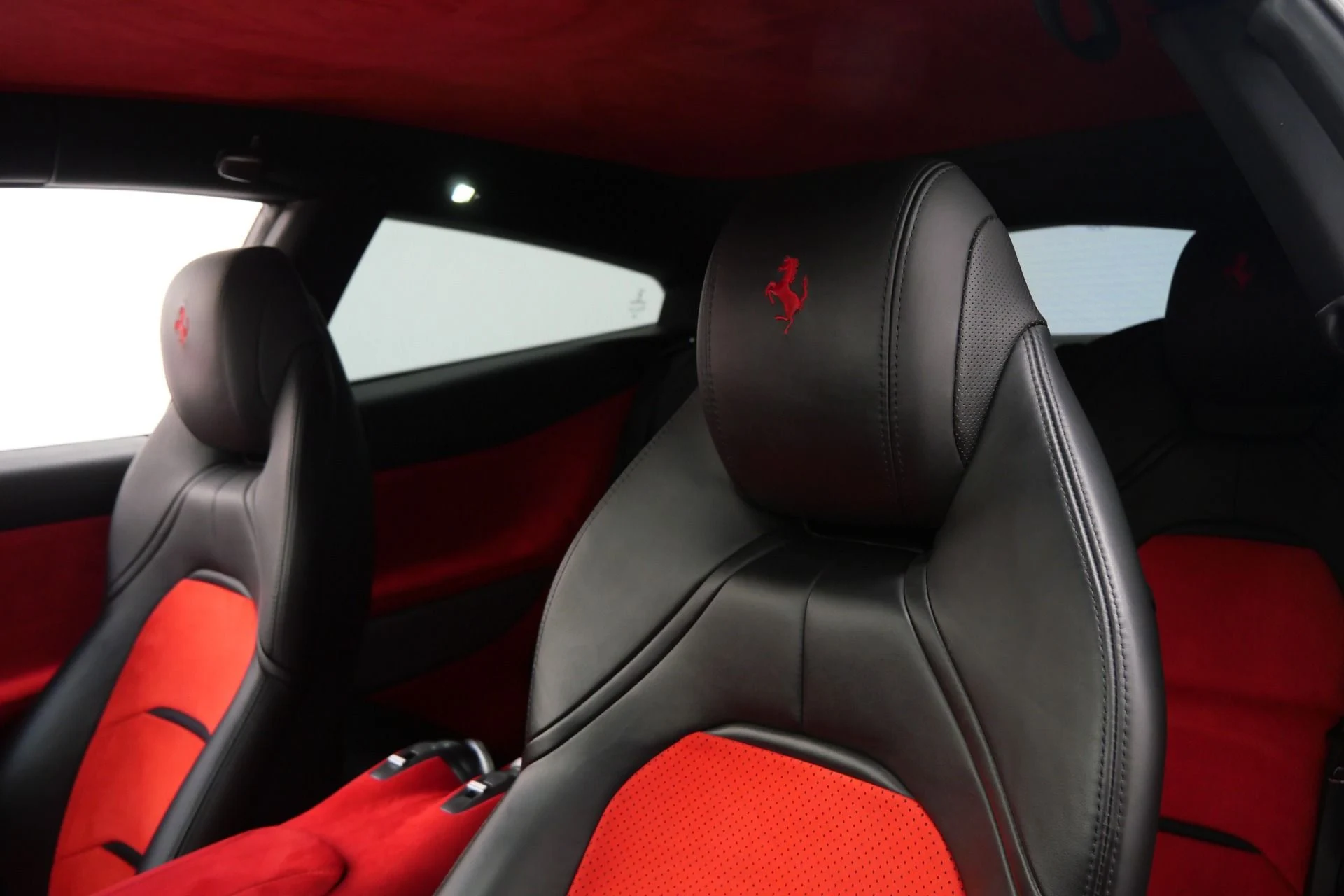 mph017_2331408897_Used_2019_Ferrari_GTC_4_Lusso_T_Leather_and_Alcantara_Interior_Heated_and_Ventilated_Seats_1786464886_9cf3afae9a