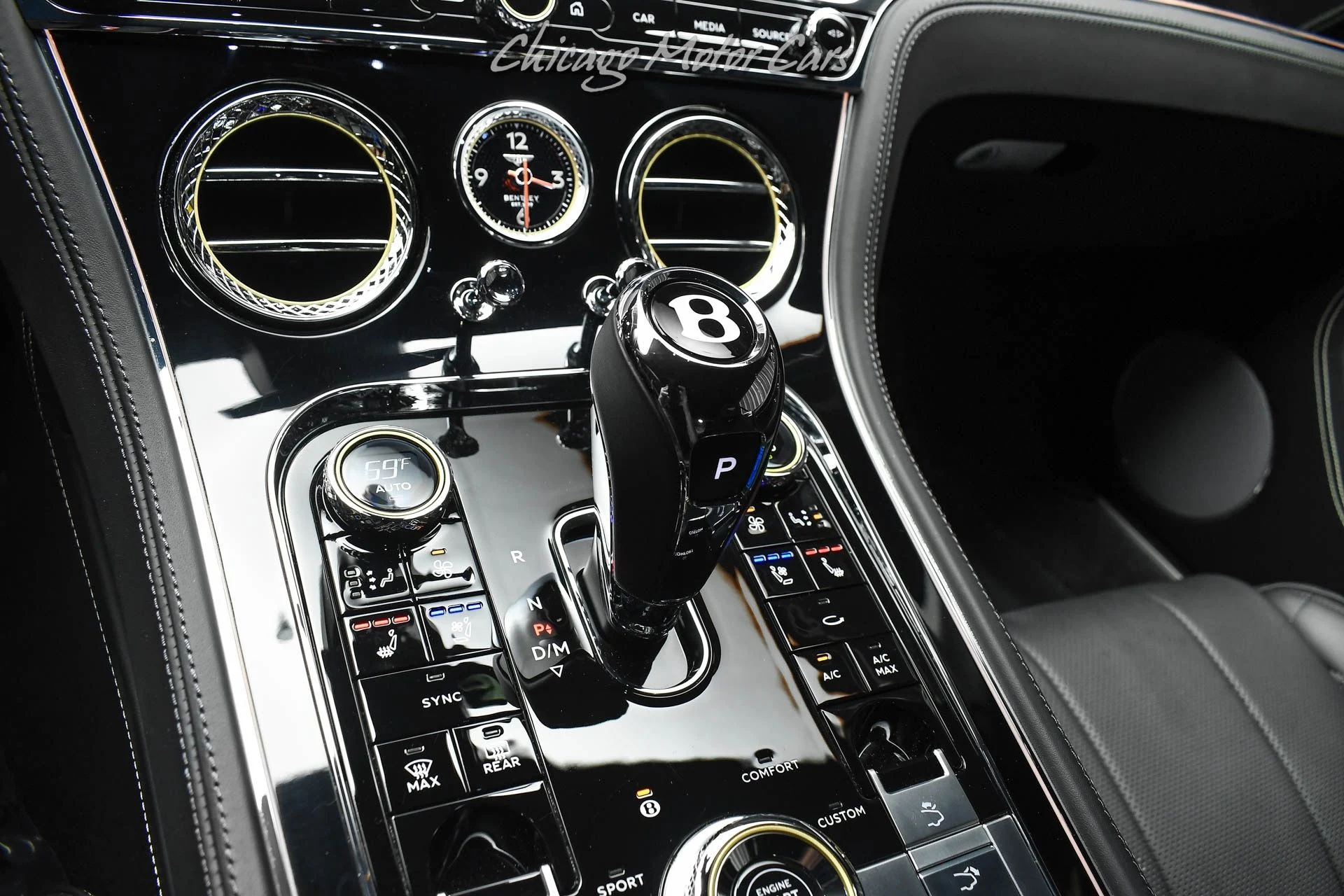 mph017_2338793968_12012_p18_l_ae6622642a