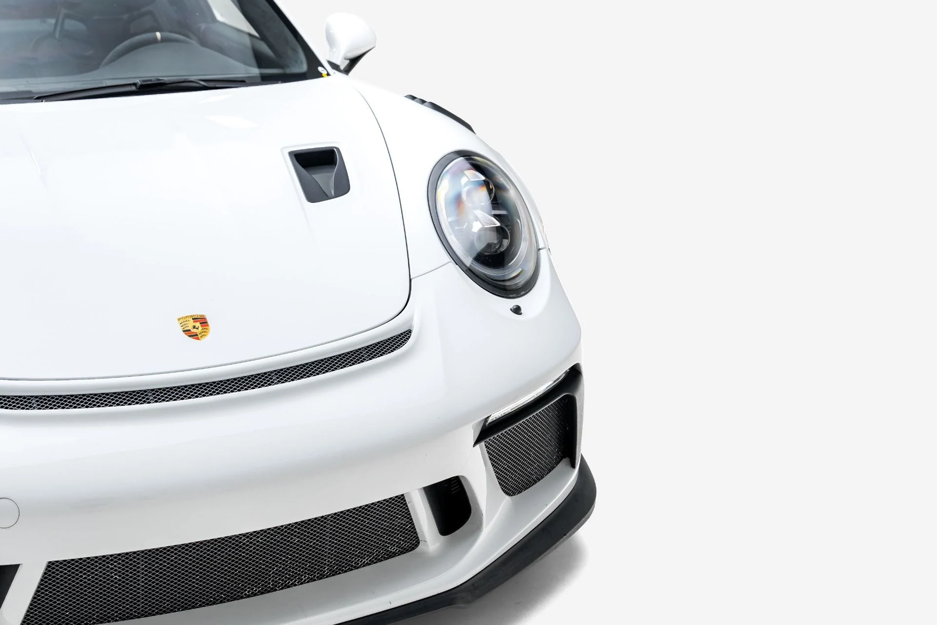 mph017_2343180713_Used_2019_Porsche_911_GT_3_RS_1787346279_0972a926b3