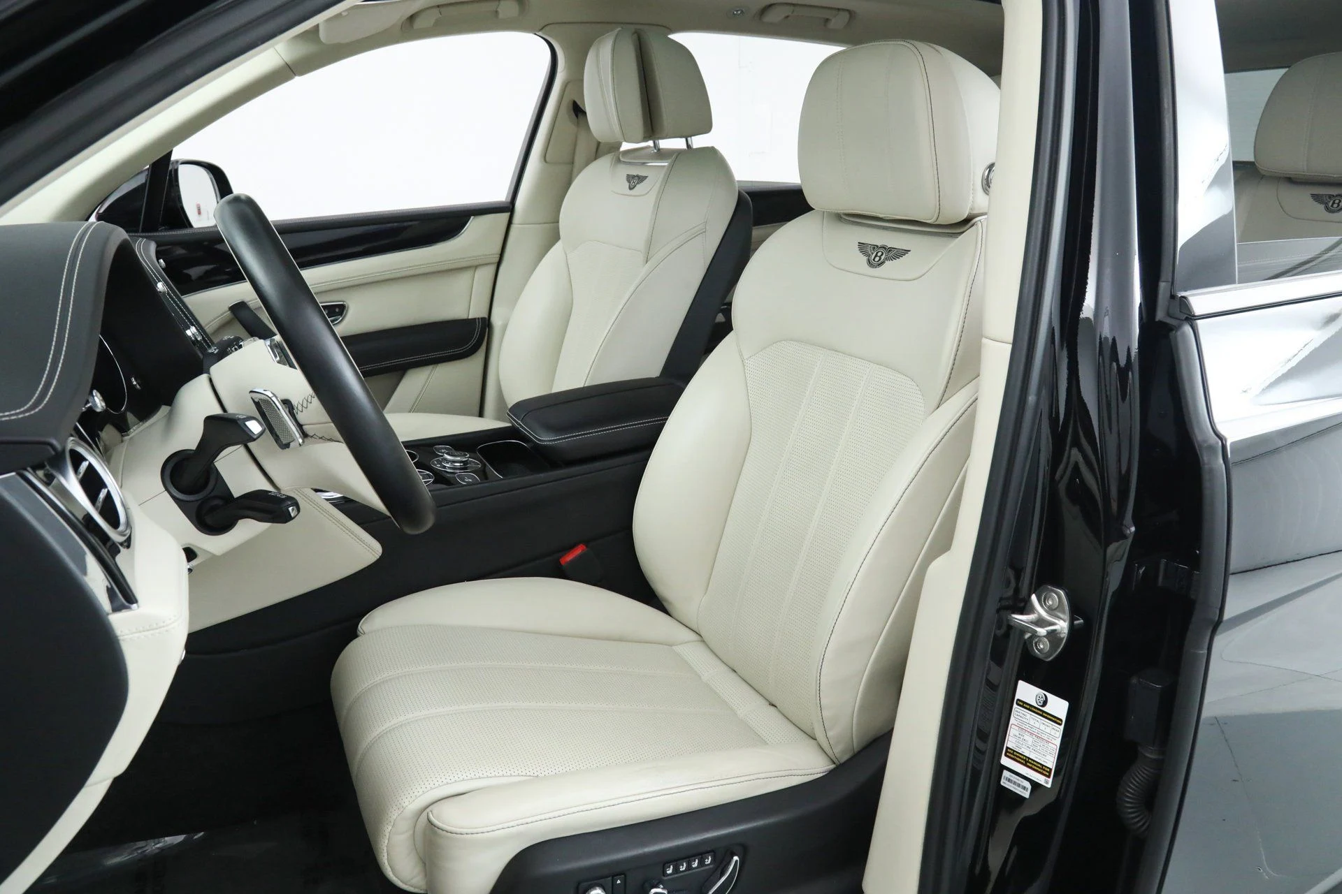 mph017_234776979_bfba8b3ee25fda4506851dc4c5dbccf9_311f595584