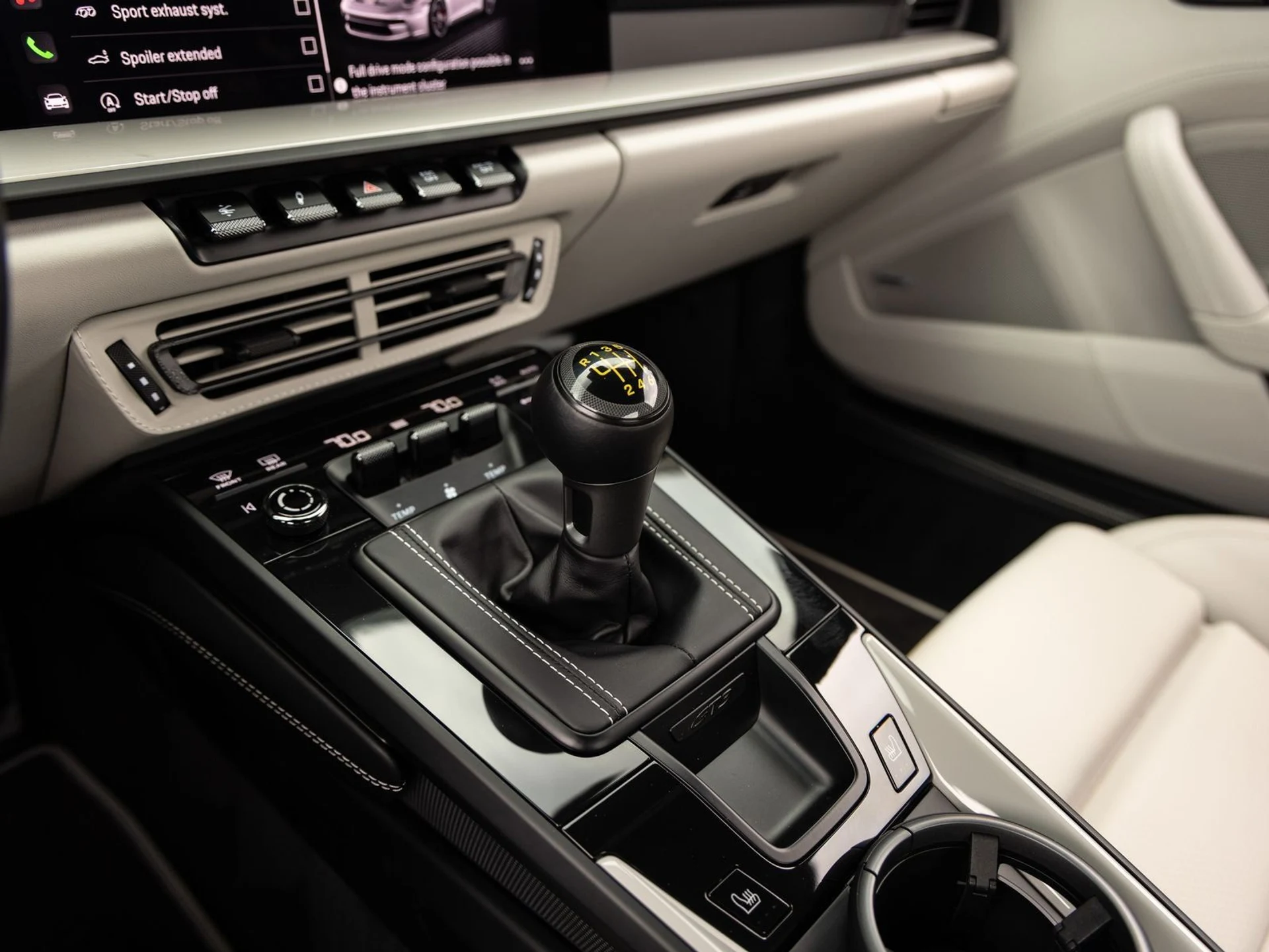 mph017_235003161_18_c330cb4281