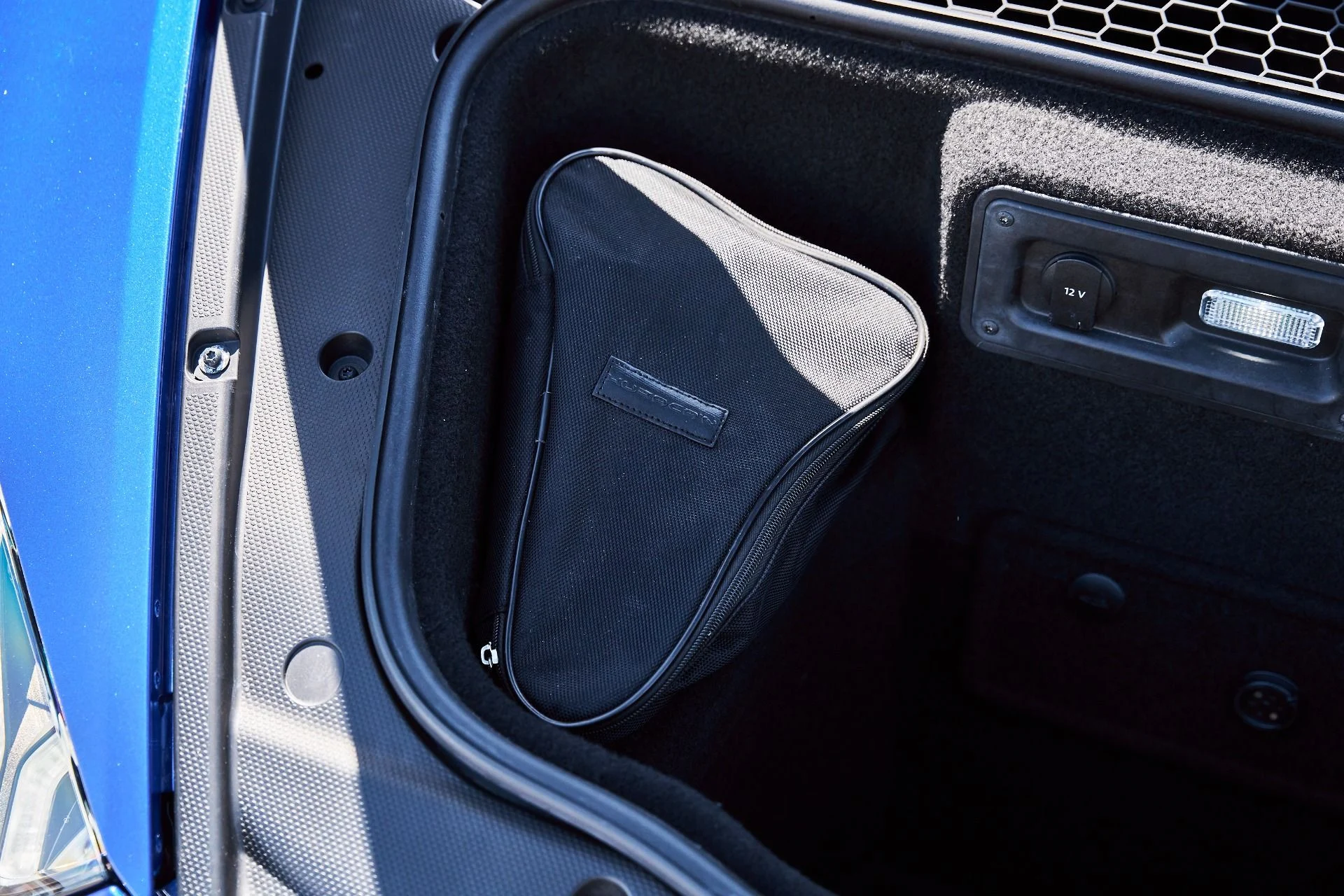 mph017_2352744030_Used_2020_Lamborghini_Huracan_EVO_Base_1777394785_576713309d