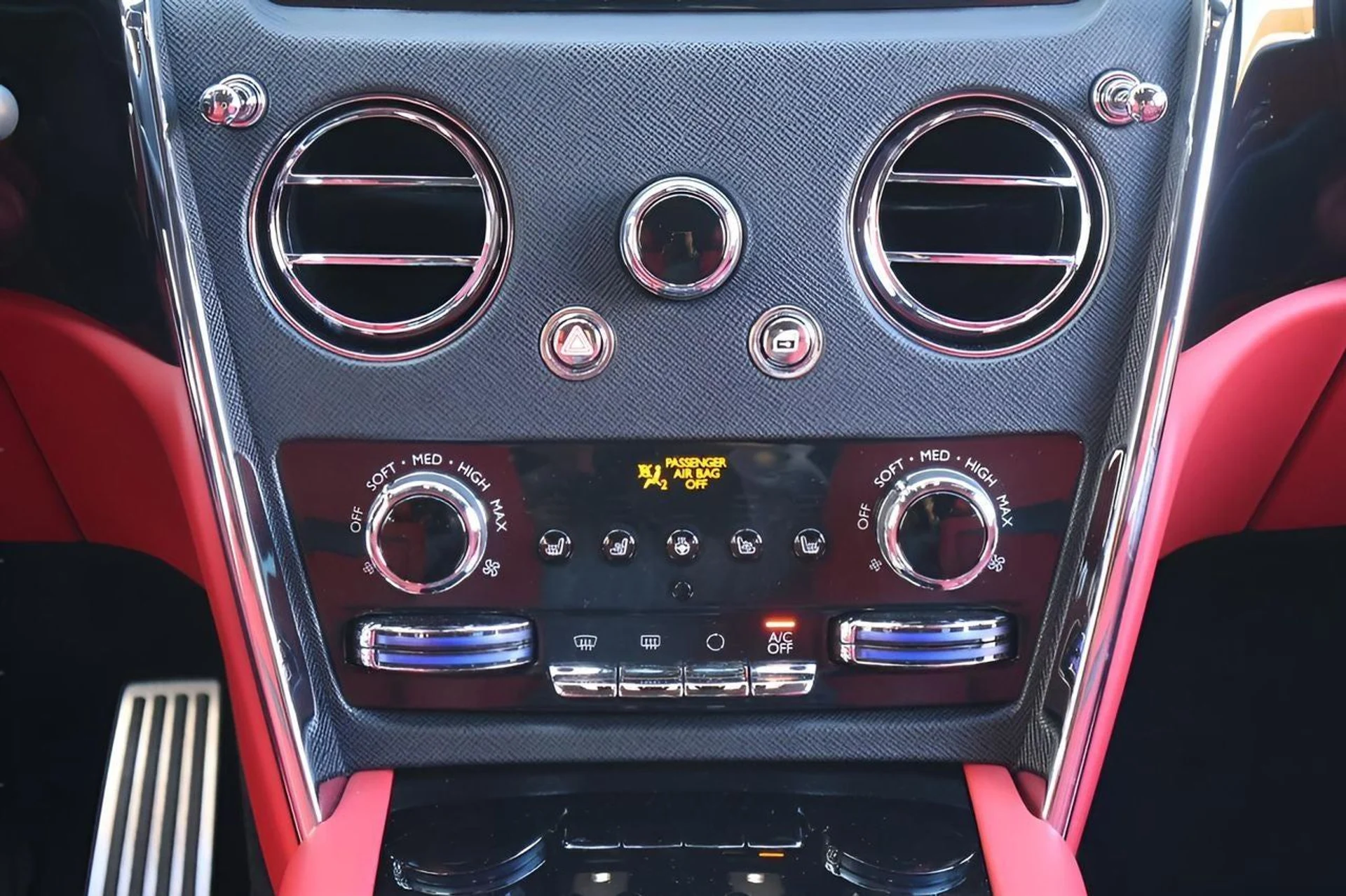 mph017_2363759817_18_6b3b30632b