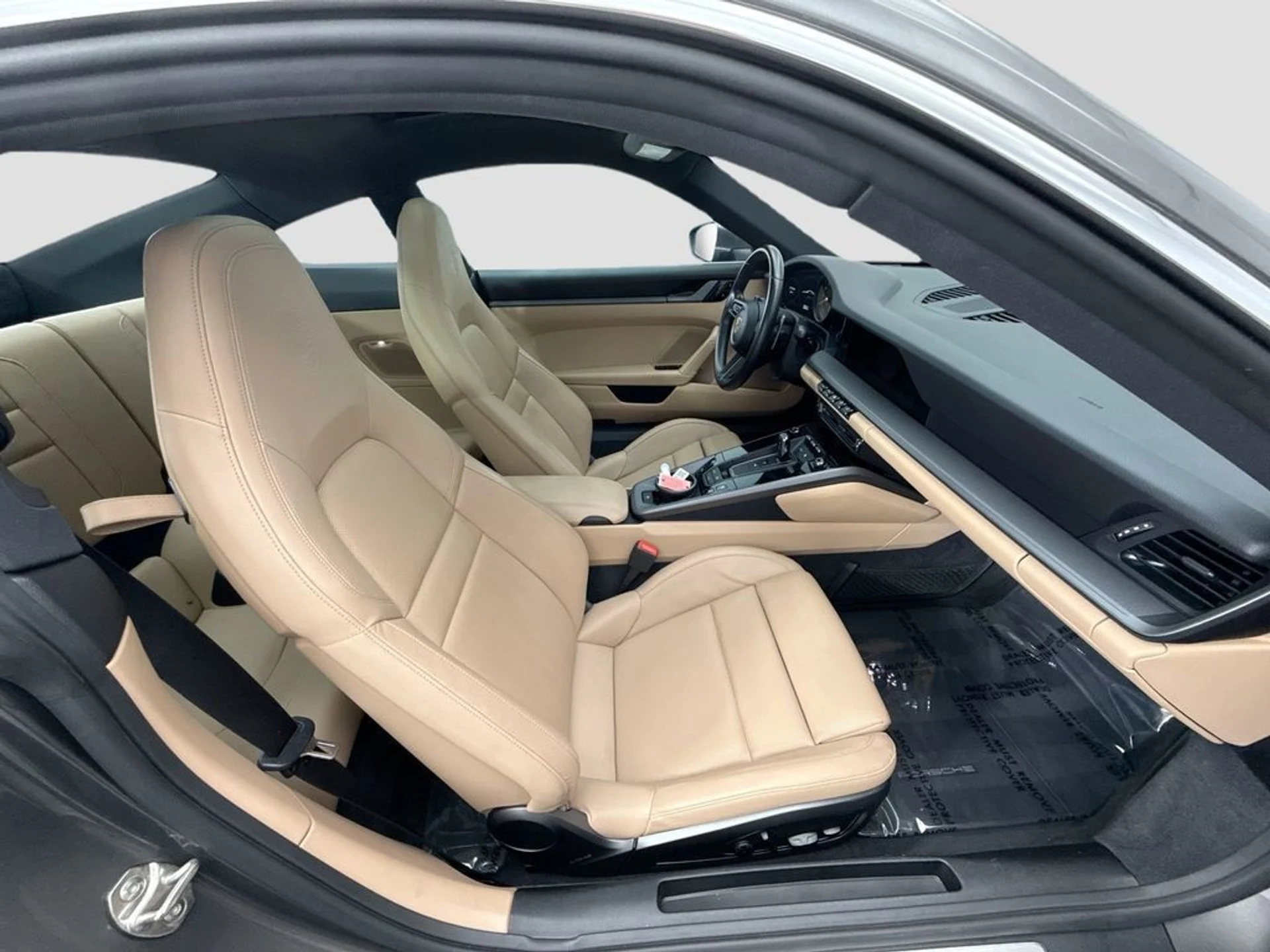 mph017_2365665740_used_2021_porsche_911_carreracoupe_8119_22991528_18_1024_69dfe2e167