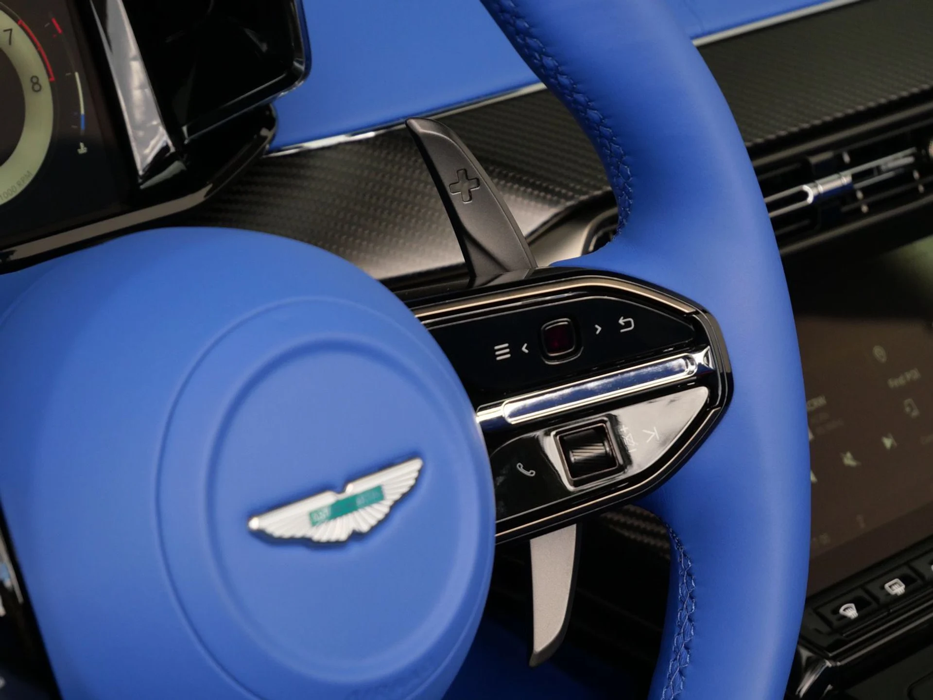 mph017_2369055034_9013596ed1bd32bba02dad362f1220efx_4adaf360dc