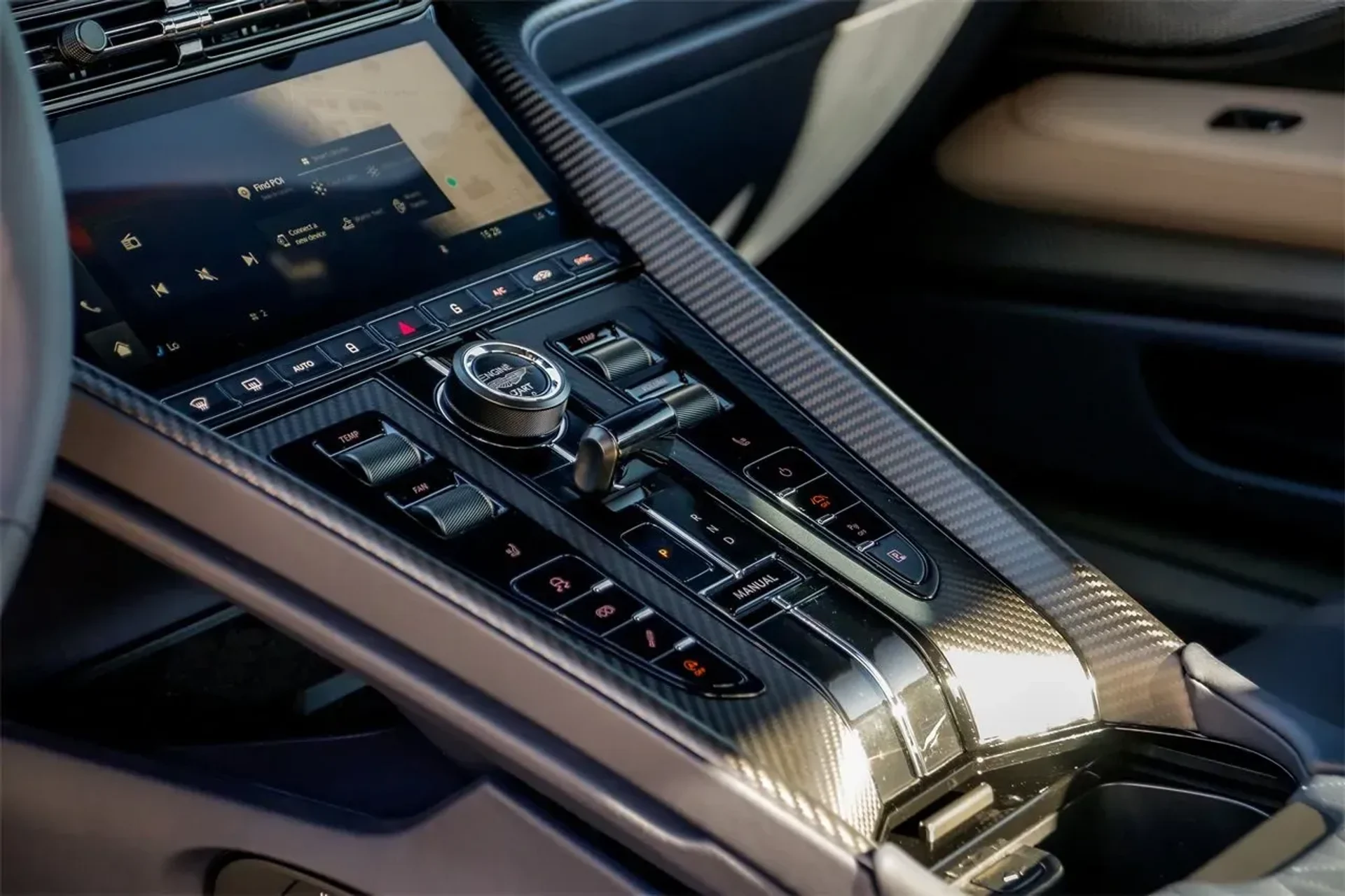 mph017_2369102479_e98274080d014c219f279873a20c04e9_980dbeccf5