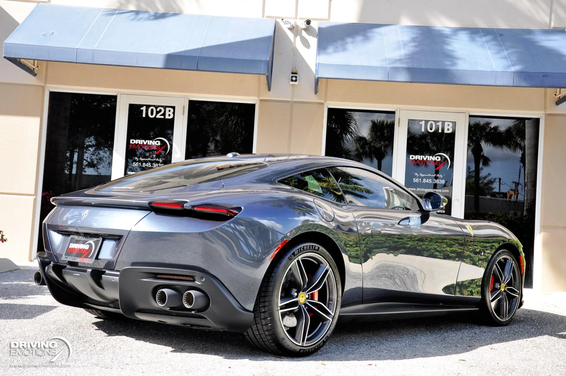 mph017_2370396119_882_p18_l_f175bbd0ae