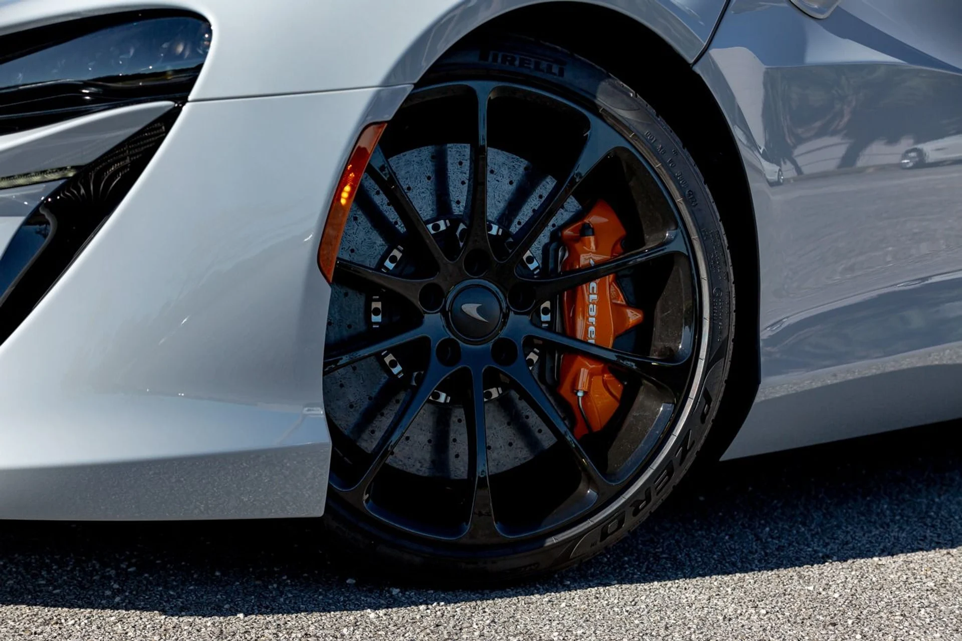 mph017_2372705508_473_p18_l_daaf74da26