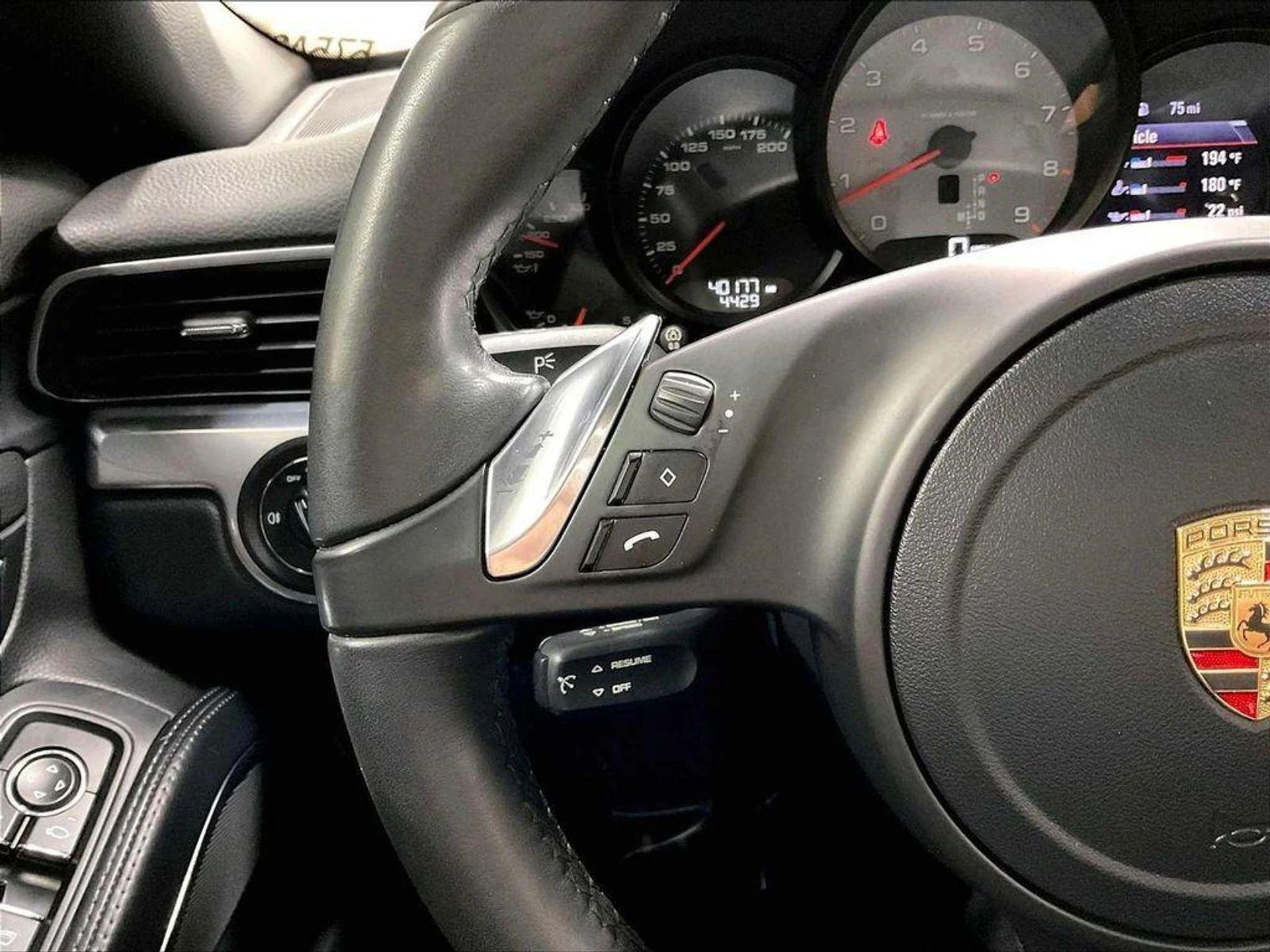 mph017_2373377734_io_Nq_bbj5_Hb_SZ_3d9_Poo_AD_Hir_Oz_A_63d421126d