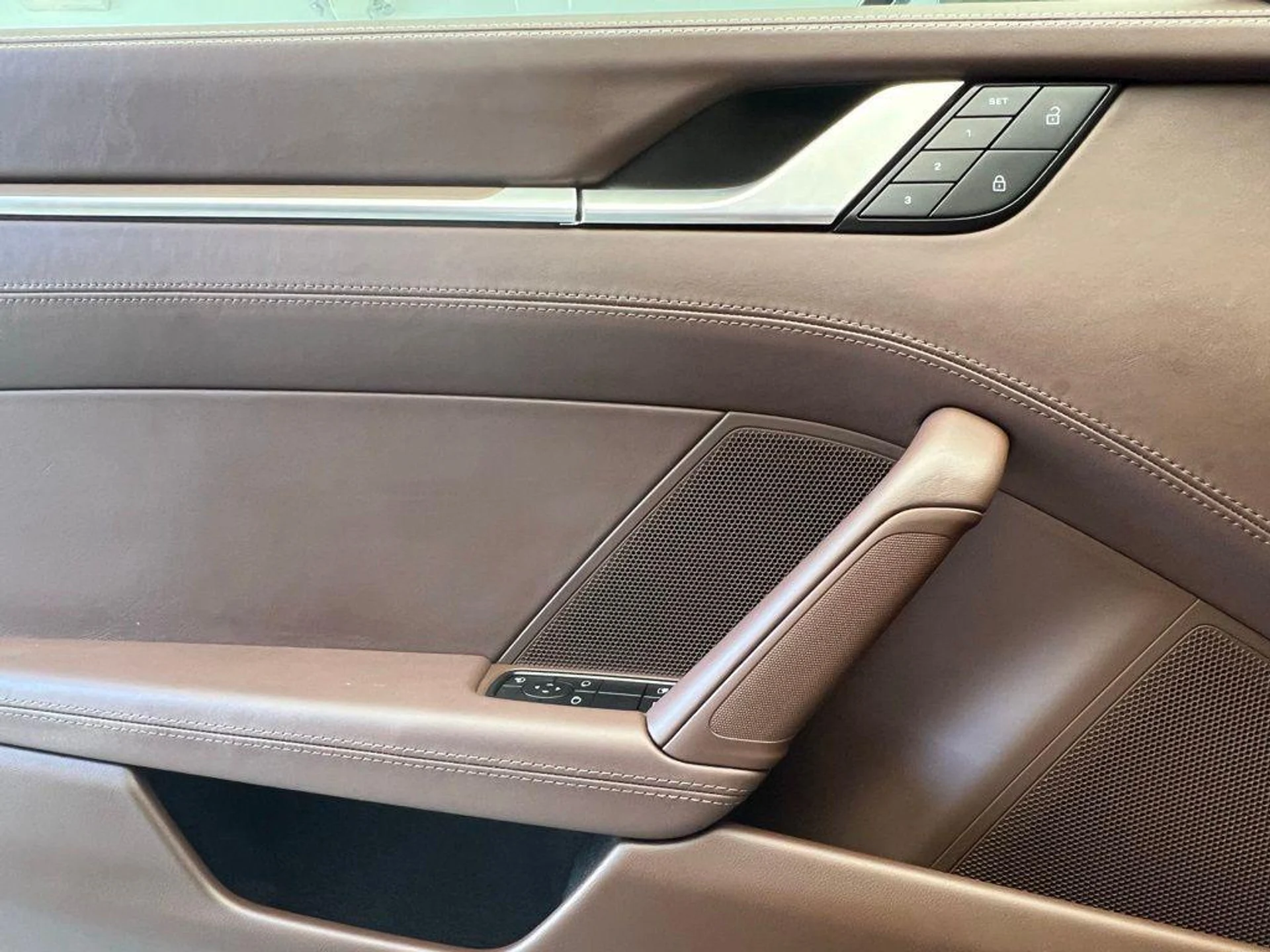 mph017_2378589933_j7gu_Ylm_Q8y_Sx_Is4cg_Uw6p_L7_Nf_GQ_deaef6d0f2