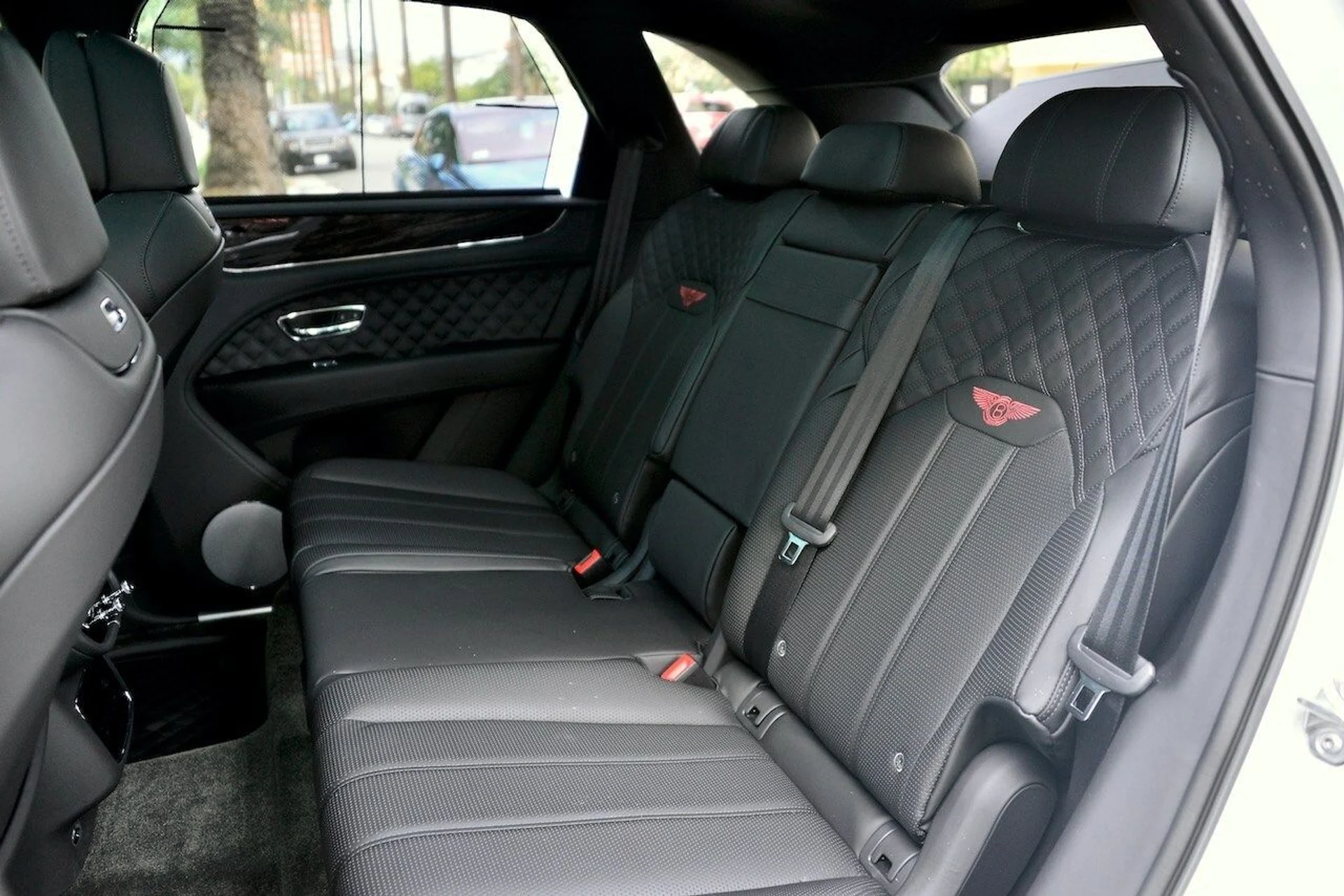 mph017_2385516377_6f6d698efec8110fa939d72eb5a2061ax_1a1ef2c85a