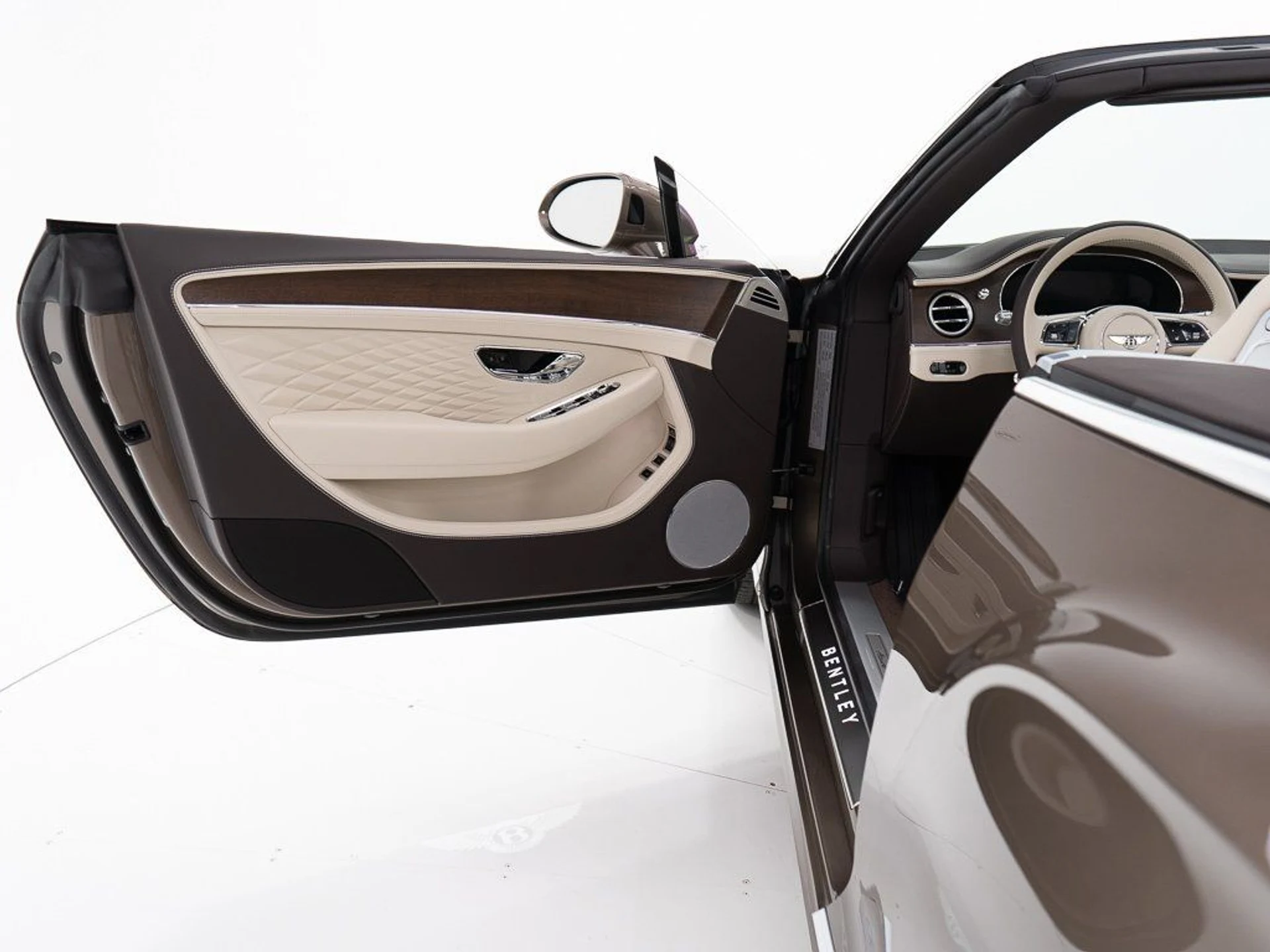 mph017_2388351256_bf2263df830b750bbfc102ccb0f7c6d7_b18e91fb63