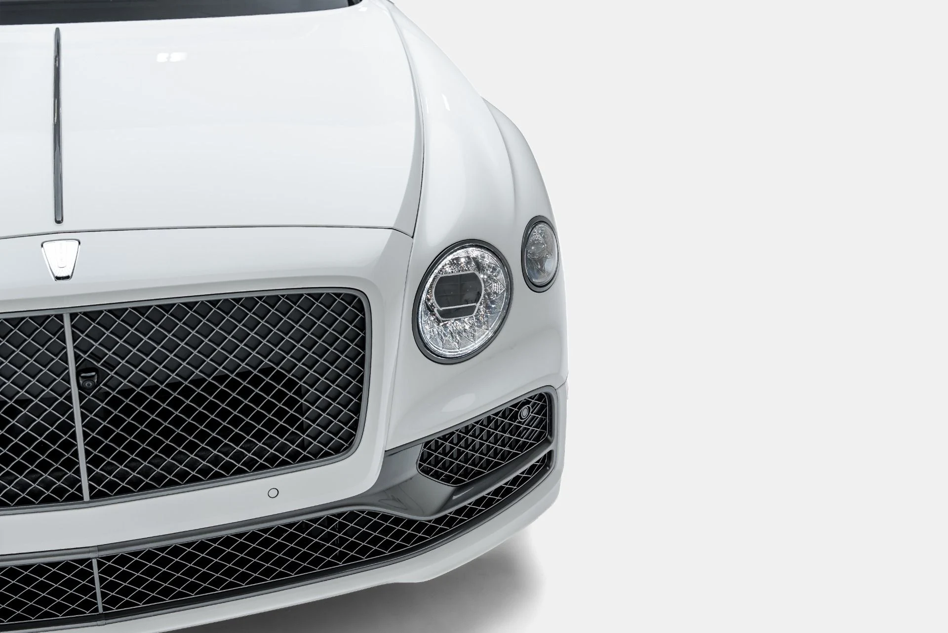 mph017_2391796934_Used_2024_Bentley_Flying_Spur_Speed_1793378265_0acea86ef9