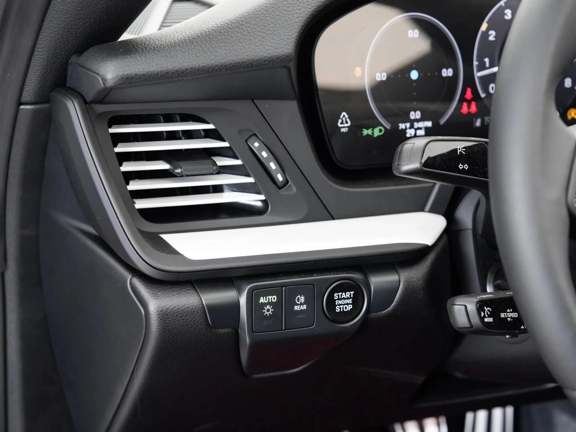 mph017_2423467548_1280_868bc5d1ea