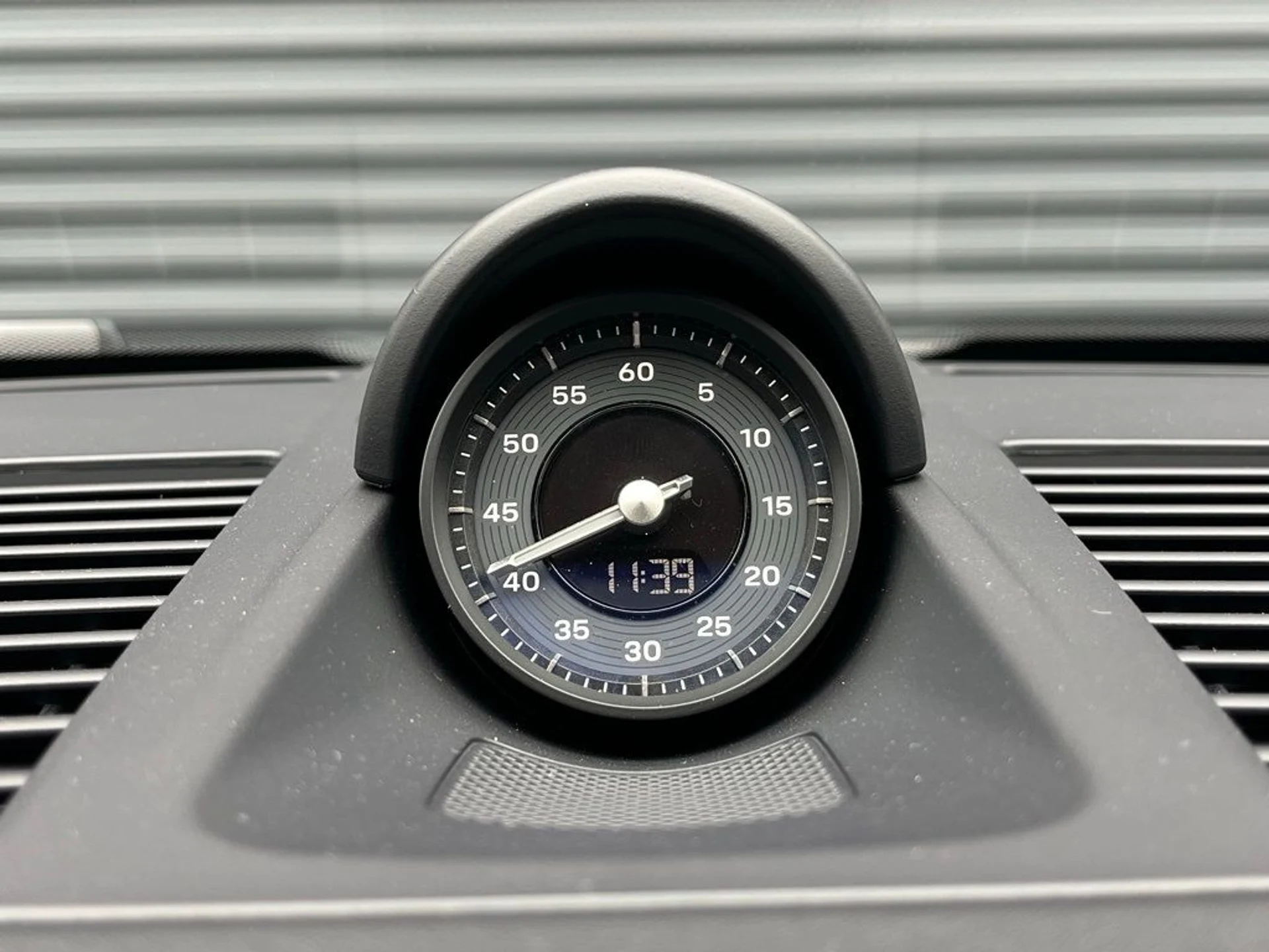 mph017_2429695864_ad4e08d8aecce61970ca3fdbc3e97ce1_9830517255