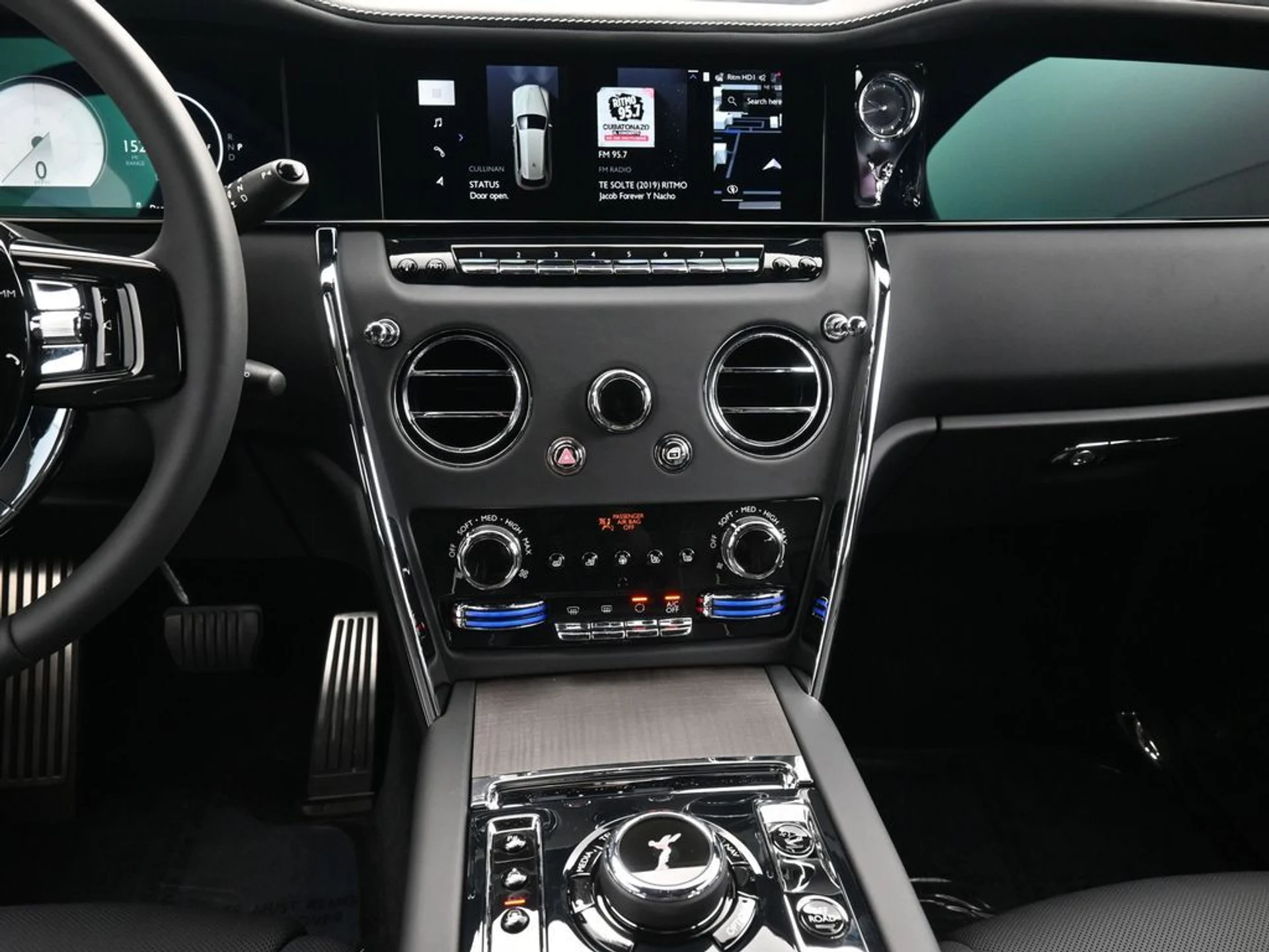 mph017_2434619149_bec0997fb0274a7e7174715f34eb5b51x_f47ee4941c