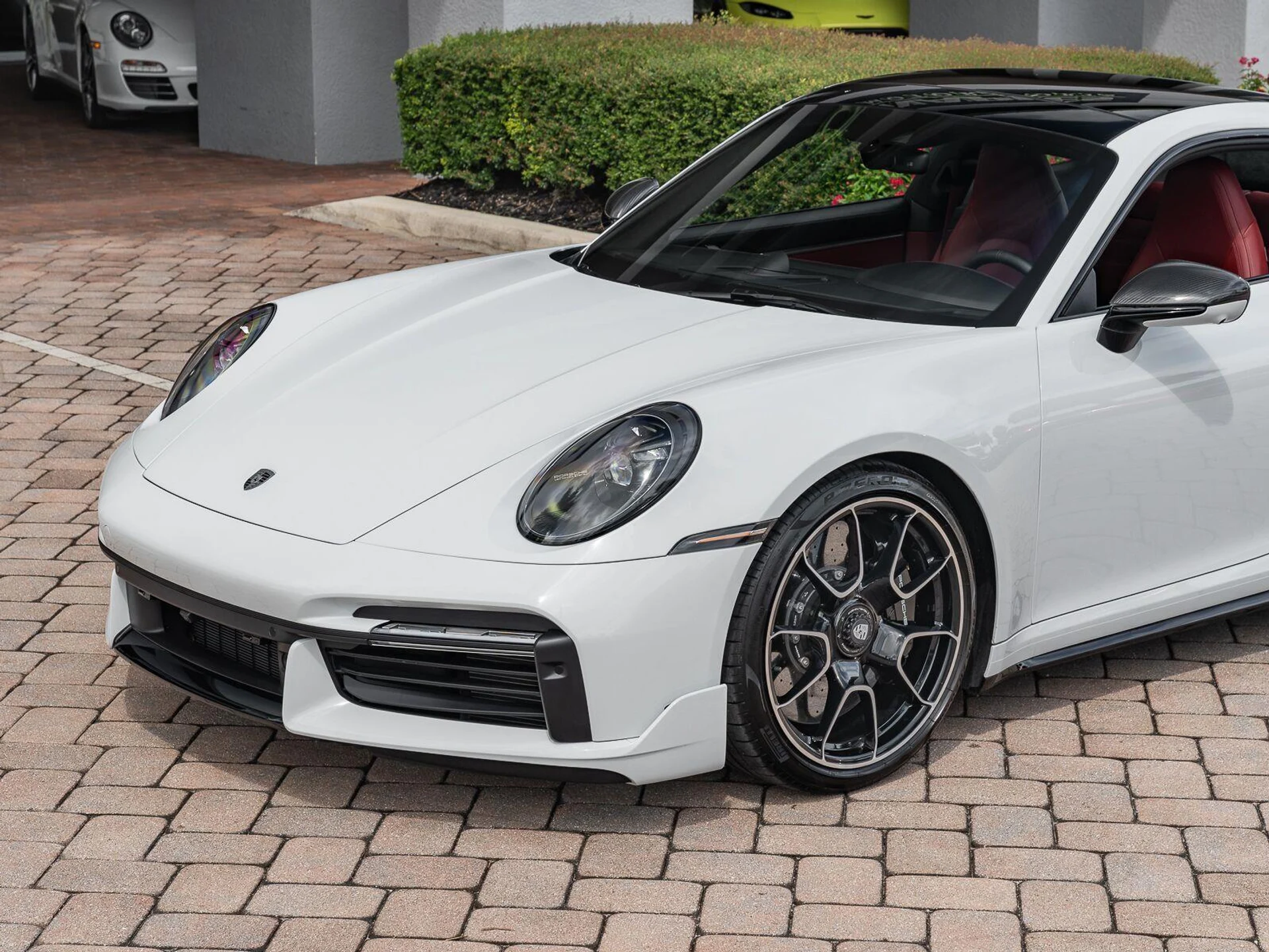mph017_2435132934_Used_2023_Porsche_911_Turbo_S_1790111616_a3248004ef