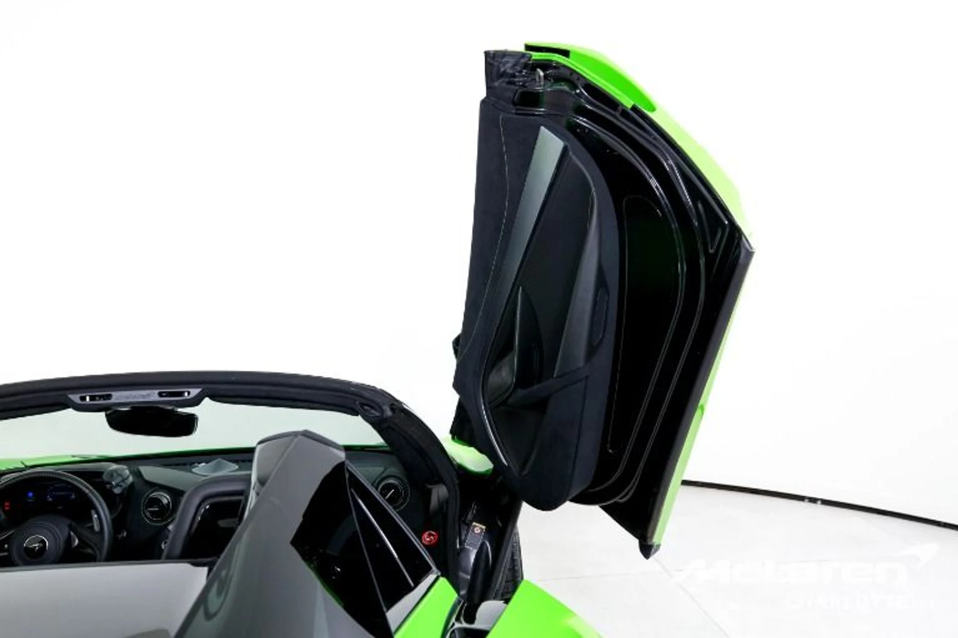 mph017_2437099101_Used_2025_Mc_Laren_750_S_Spider_259848ce63