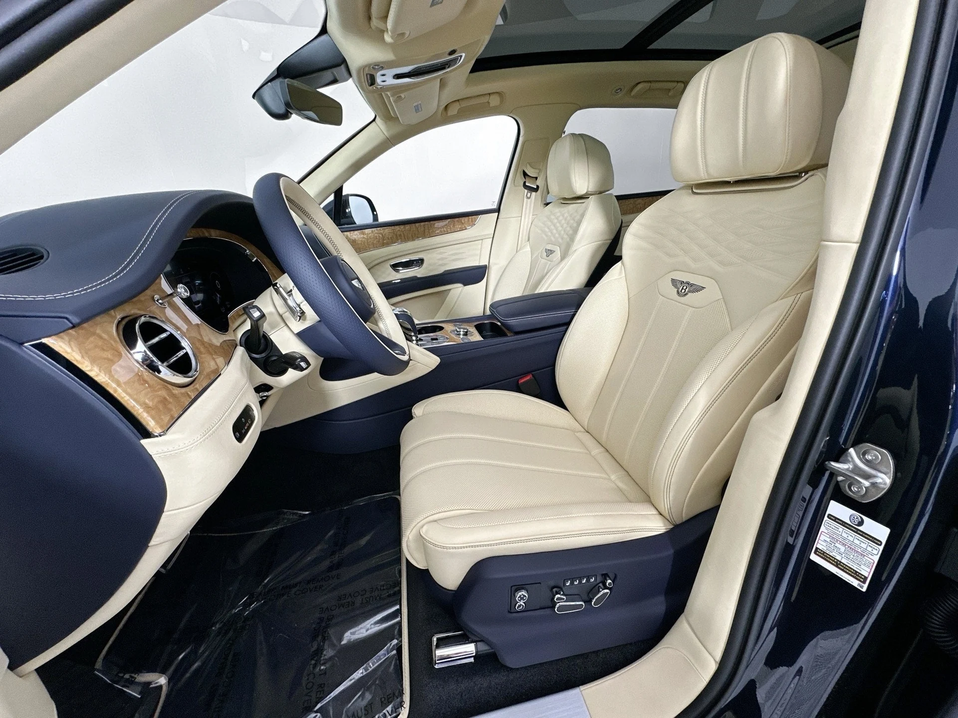 mph017_2437420929_18_051cea093a